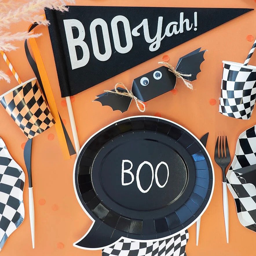 BOO! It&rsquo;s spooky season and we&rsquo;ve got your Halloween festivities covered. 👻 

#halloween #halloweenspirit #halloweendecor #halloweenvibes #halloweendecorating #halloweenparty #halloweenideas #halloweenaesthetic