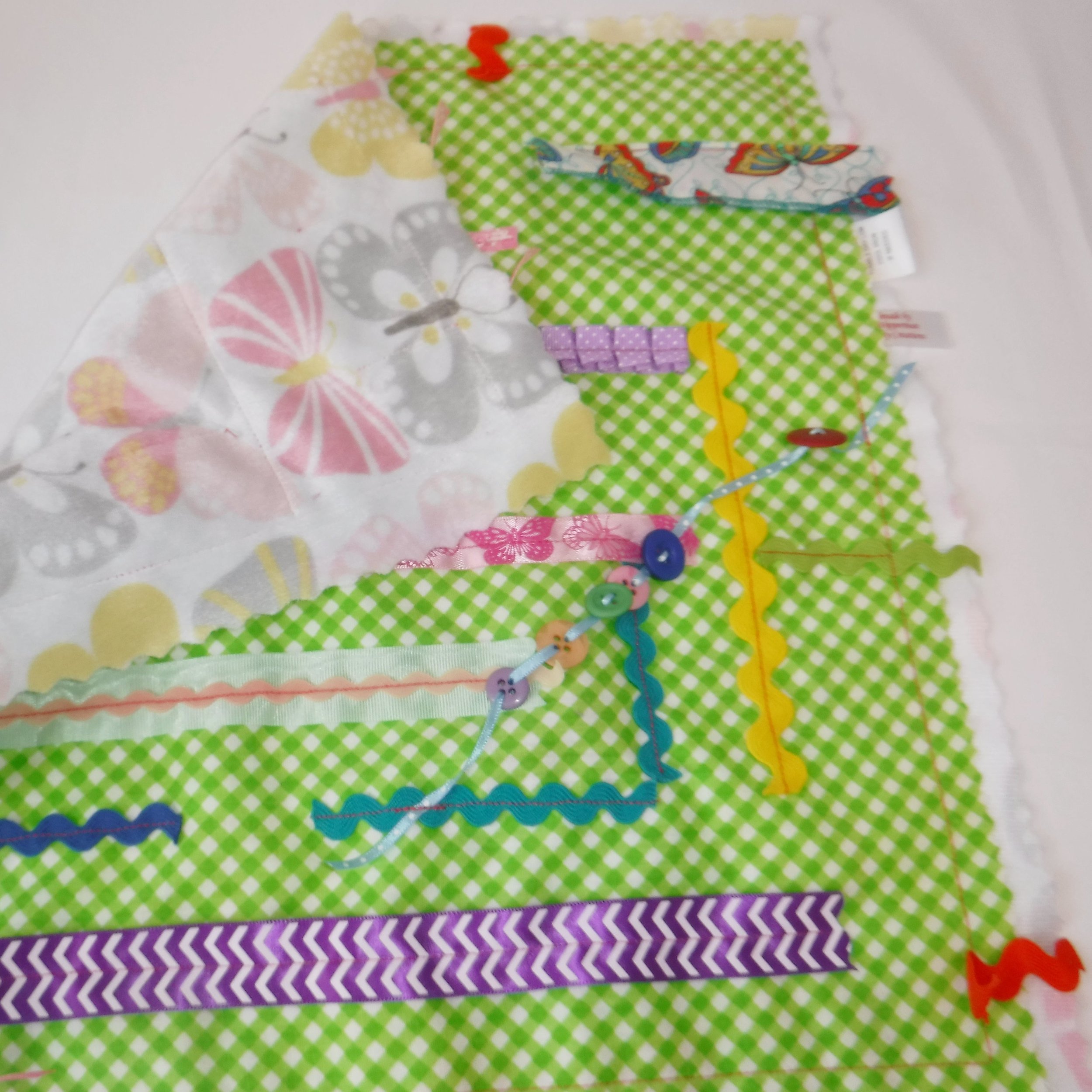 Sensory Fiddly Quilt in Green Gingham