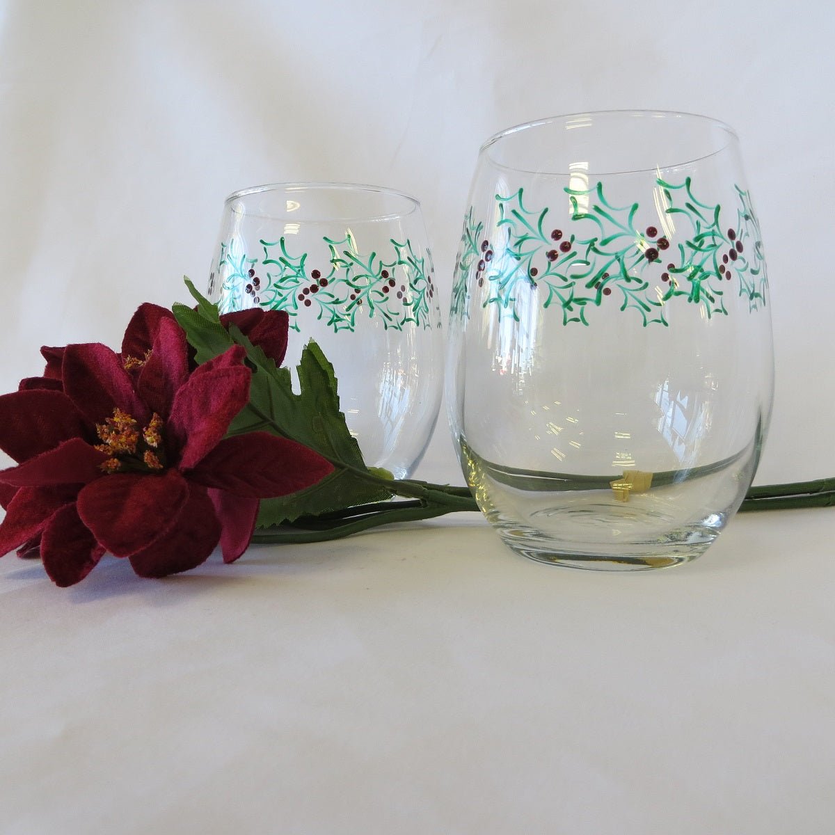 Stemless Wine Glasses - Winter Holly