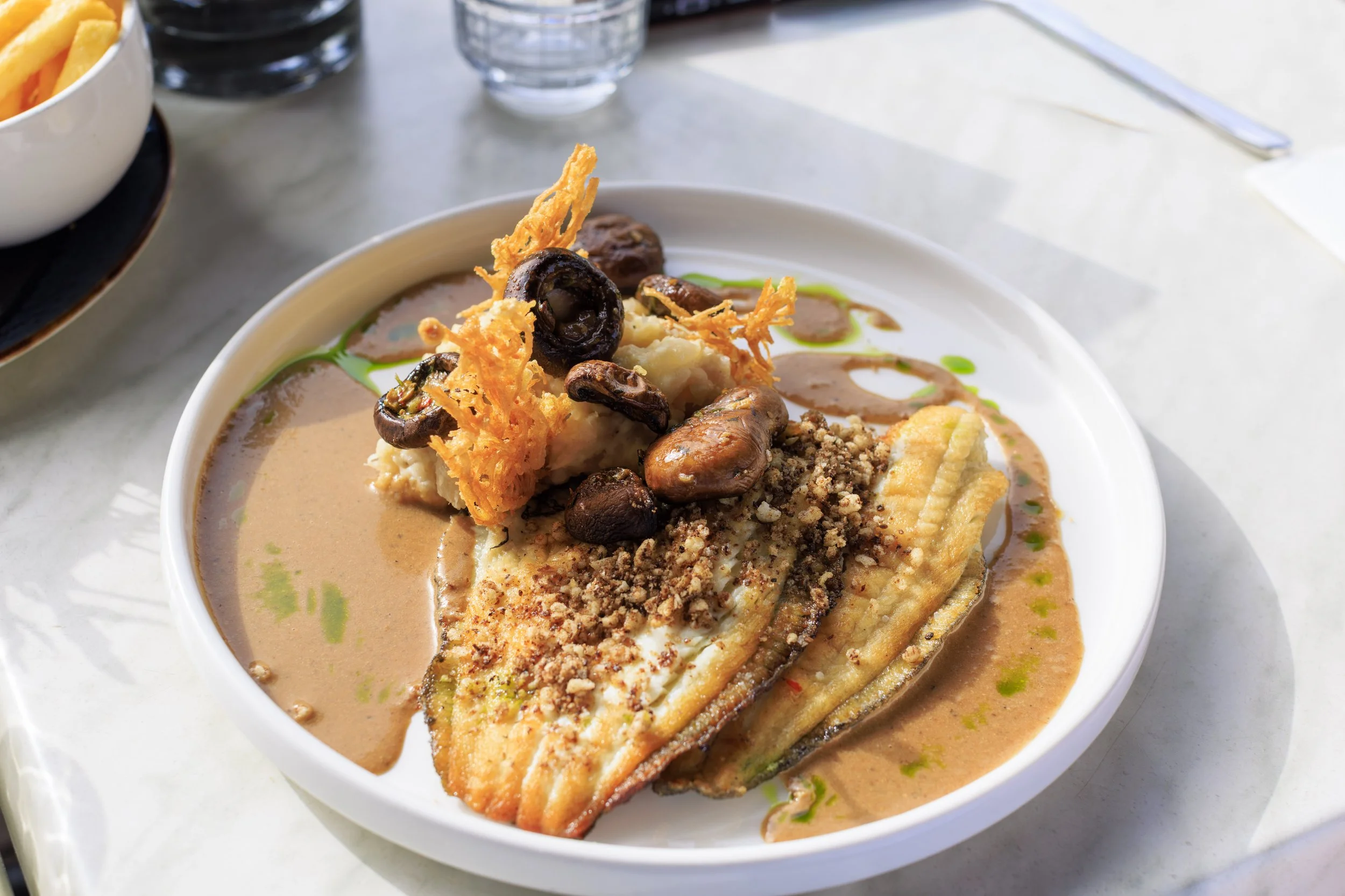 Lemongrass Scheveningen Tafelen met Ton-5.jpg