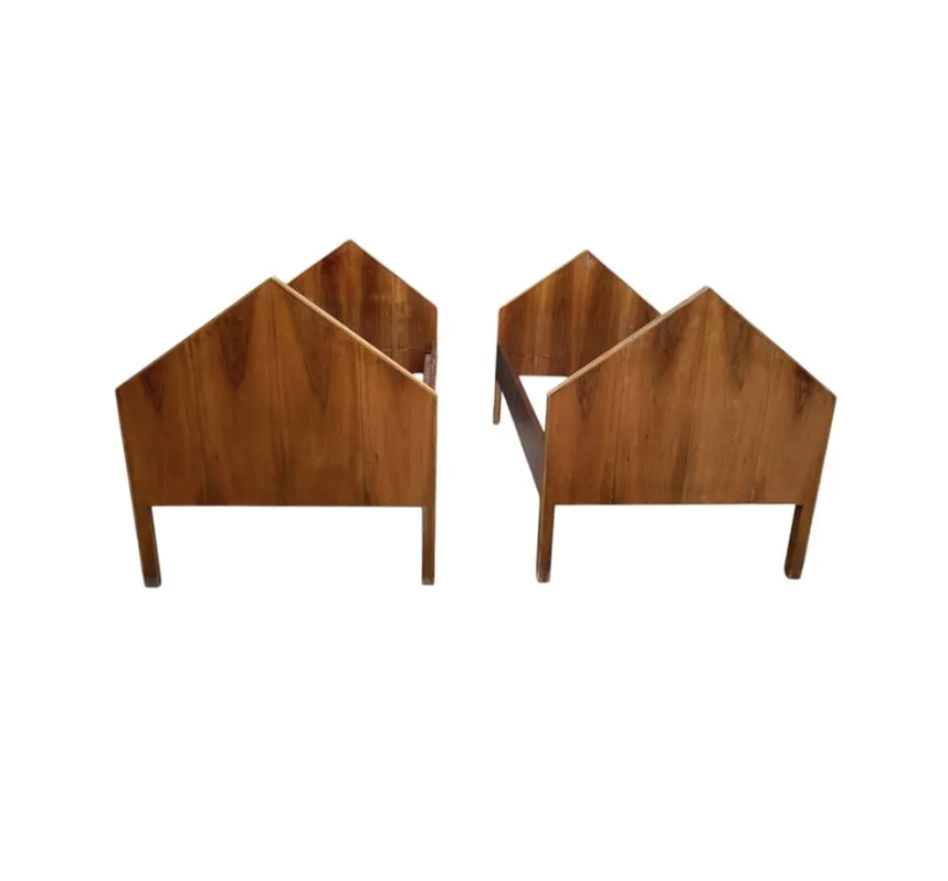 <a target="_blank" rel="noopener noreferrer"  href="https://urlgeni.us/kYmh4">Set of Single Beds from Grau, 1960s</a>