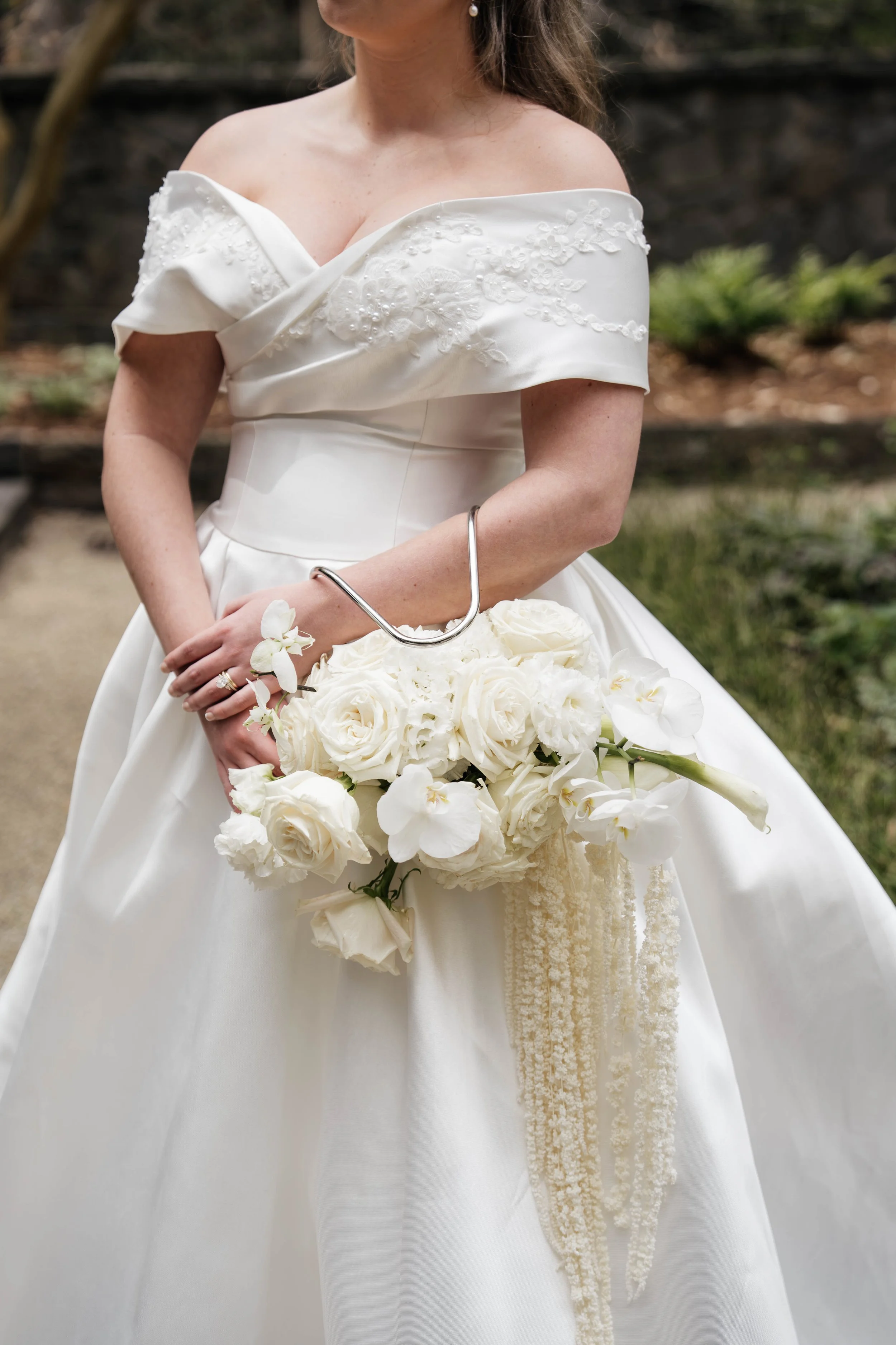 Song of Sanè - Swan House - Coach Car-3.jpg