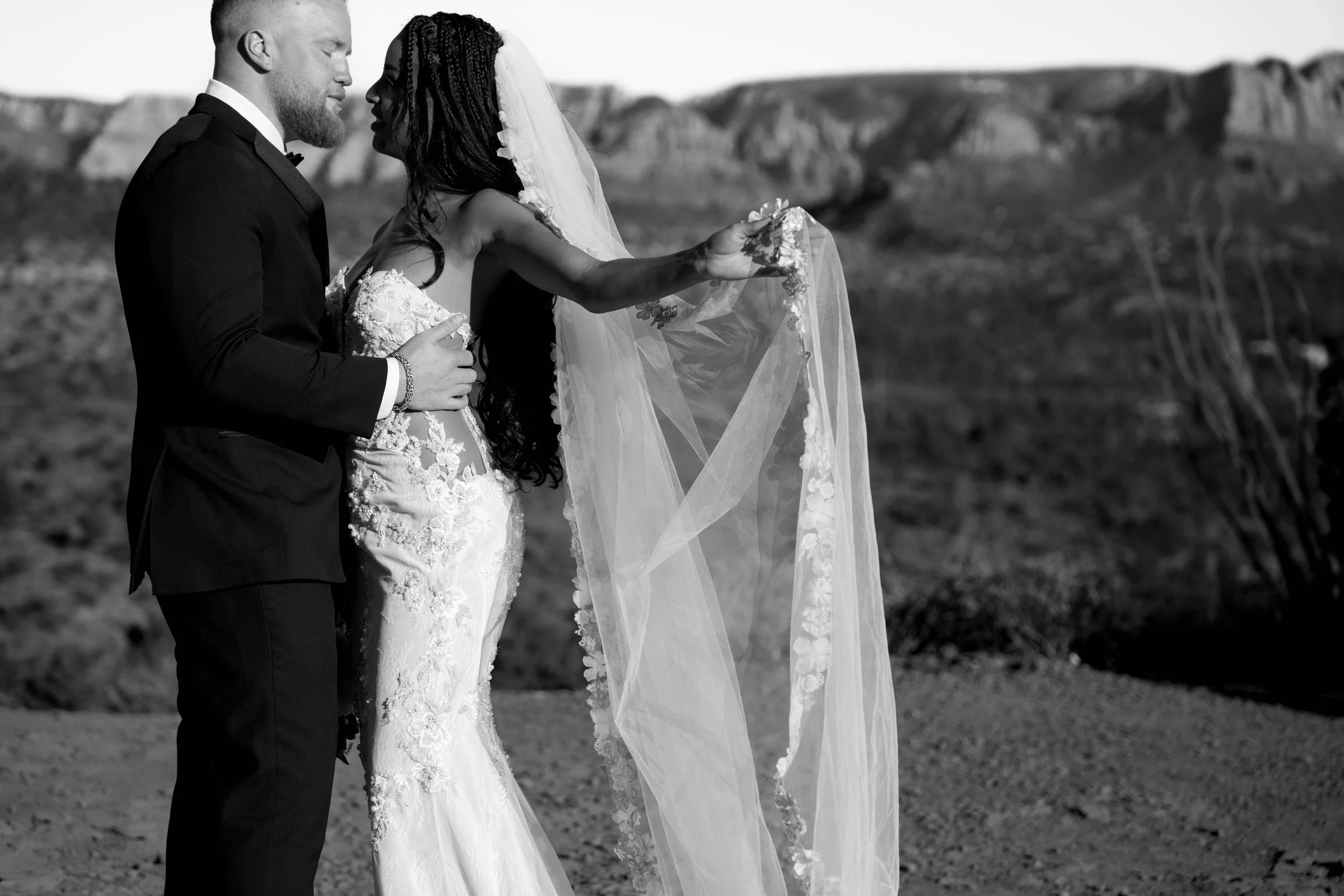 Song of Sanè - J + T Sedona Elopement - Ceremony (16).jpg