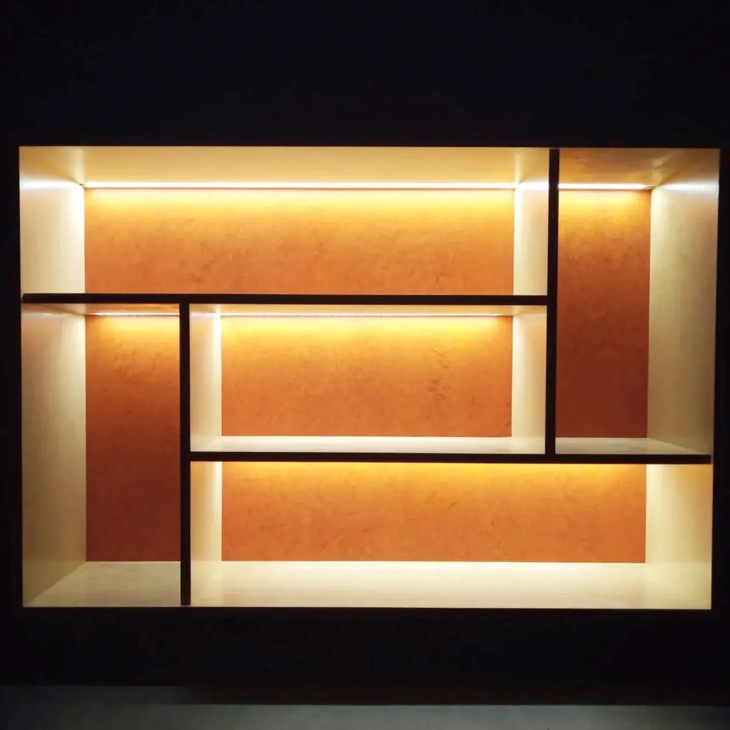 All the orange interiors 🧡

Colour is one of the simplest ways to create connection between spaces.

In this Somerset barn conversion, recurring orange accents and geometric carpentry details form a visual language that runs throughout the home, bri