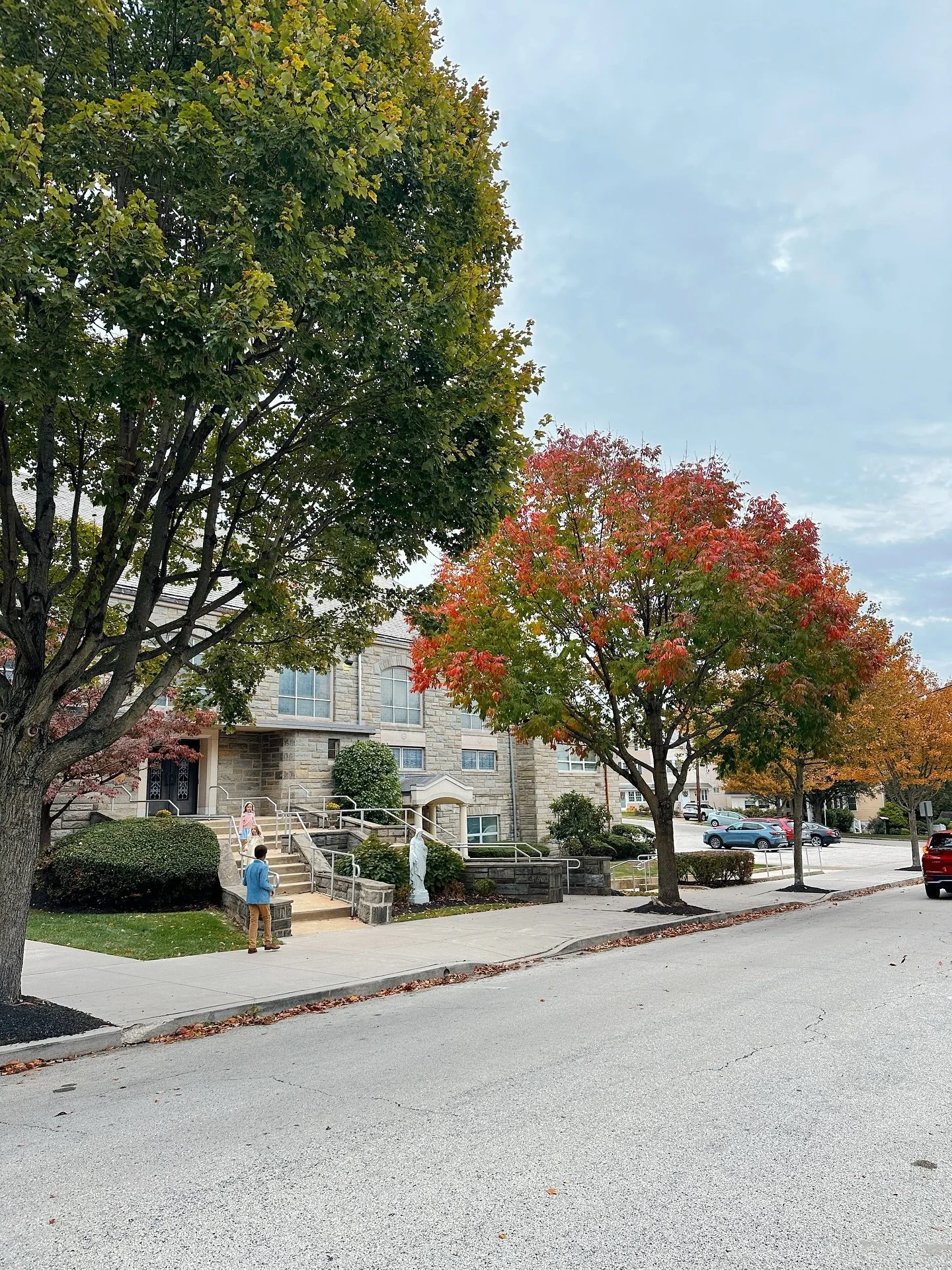 Leaves are changing outside of ABVM this week! A brisk fall breeze, peeps of color in the trees, and a homily about gratitude 🍁 

Father Gallagher announced at the Masses this weekend that Father Moerman is taking a medical leave of absence. Please 
