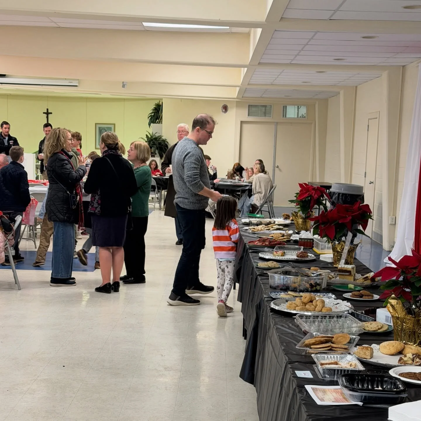 Our Christmas Cookie party was a huge success yesterday! Thank you to everyone who joined us, who brought cookies, and who helped with set up and clean up 🙏🏼🍪