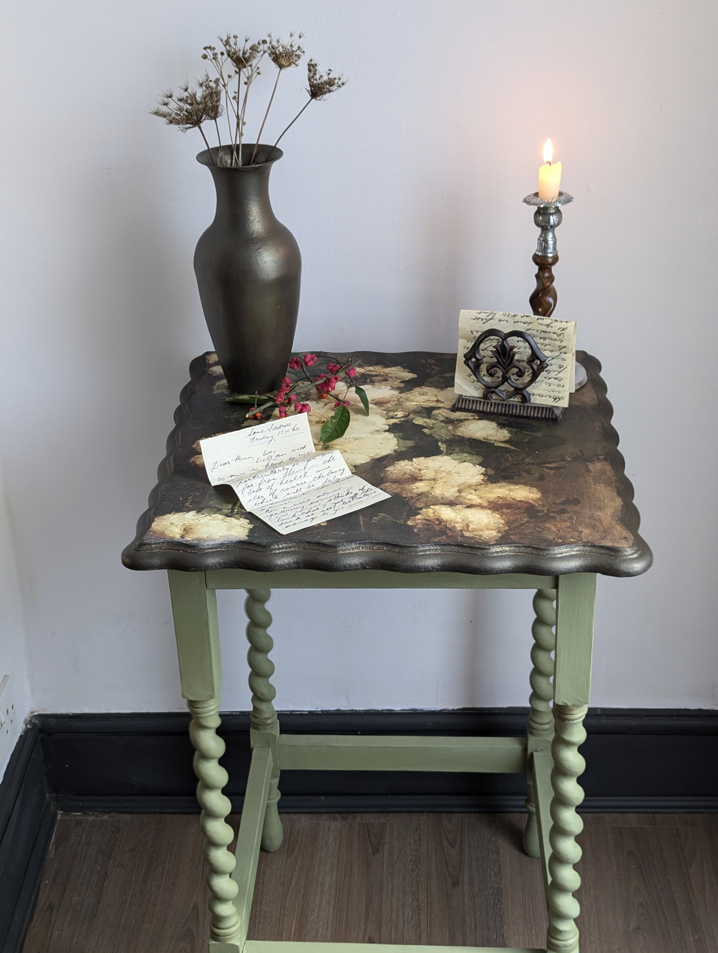 Green side table 4.jpg
