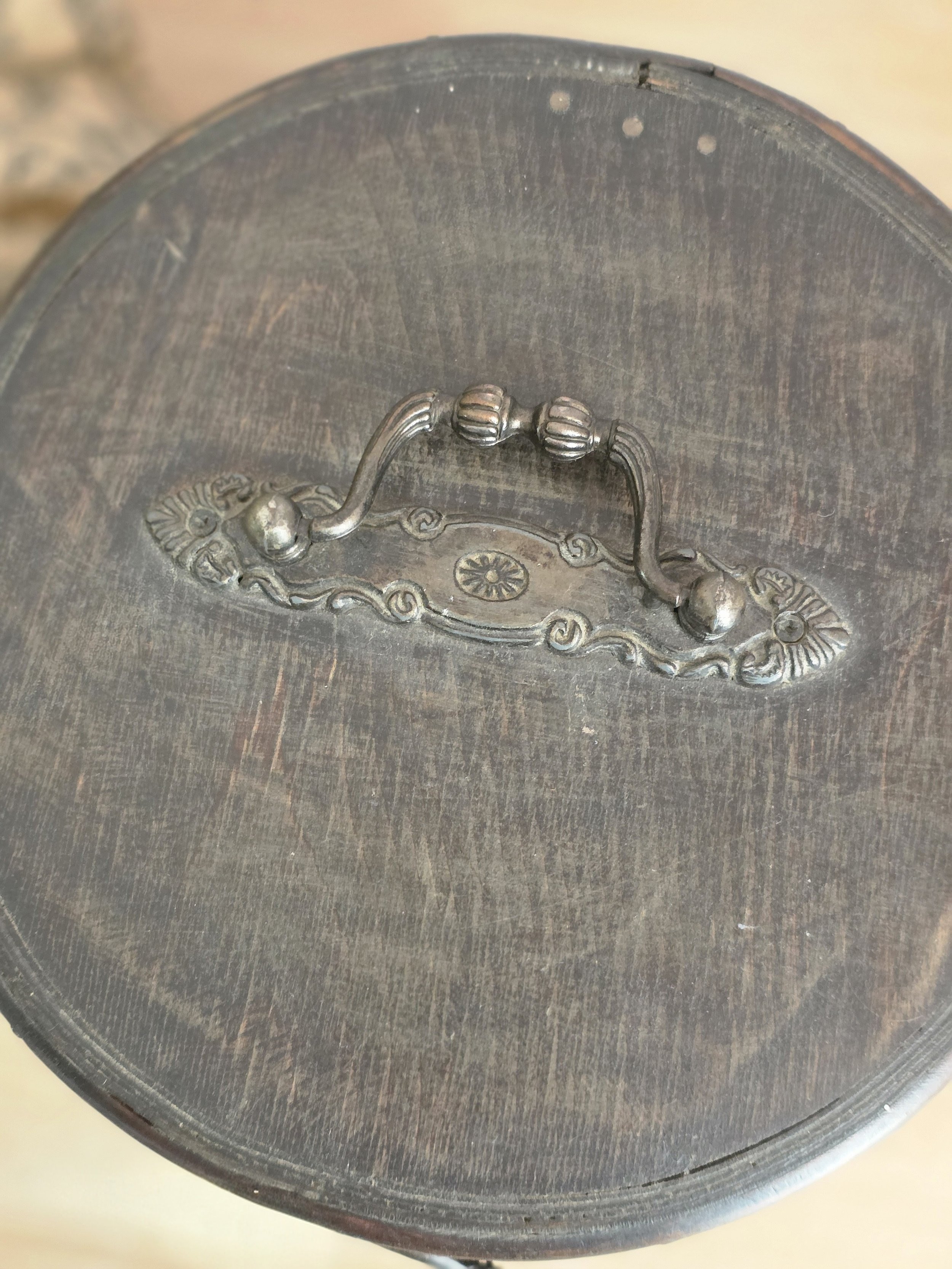 Antique Hatbox (4).jpg