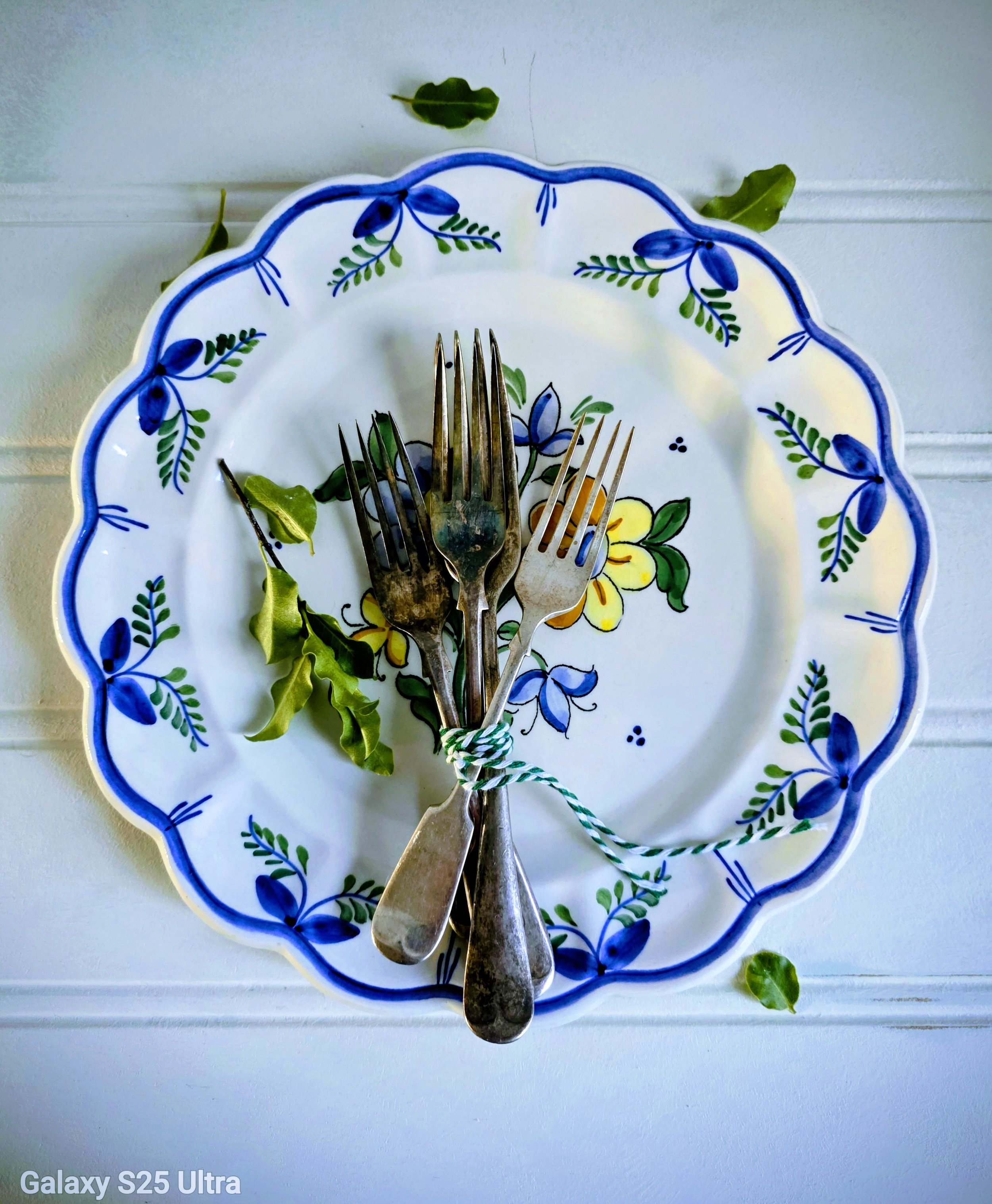 French faience plate 1.jpg