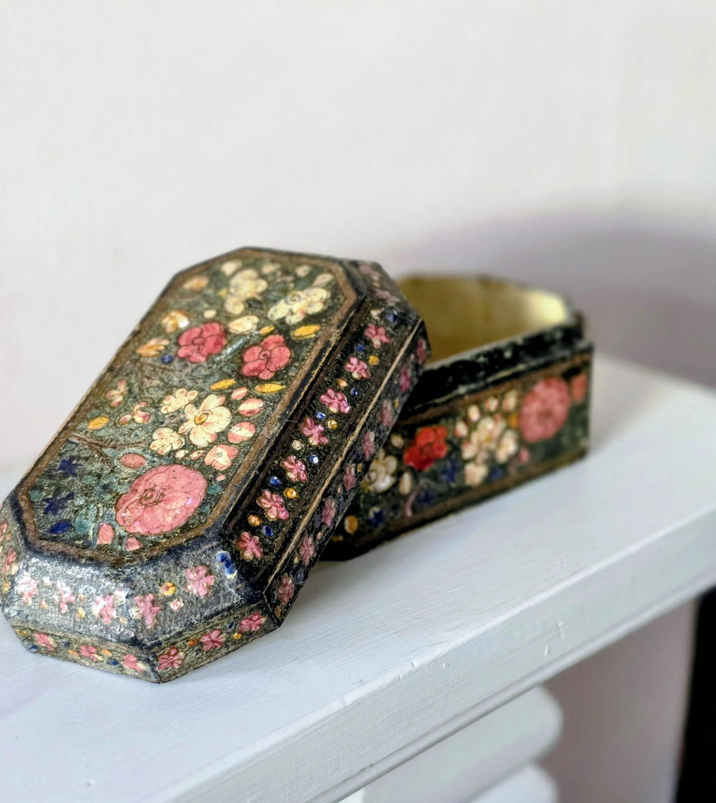 Indian box (2).jpg