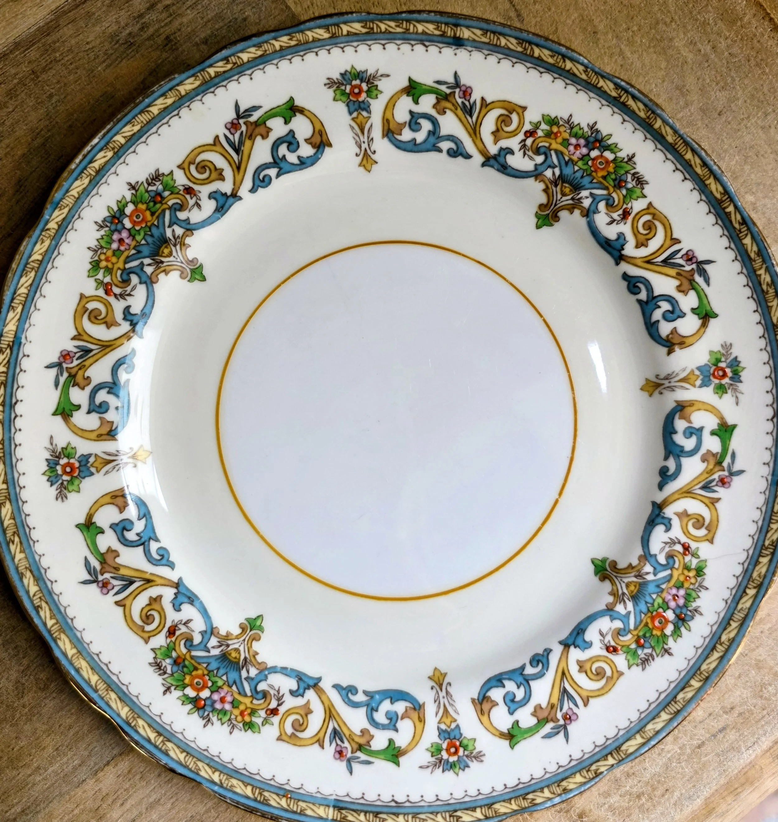 Aynsley side plate (2).jpg