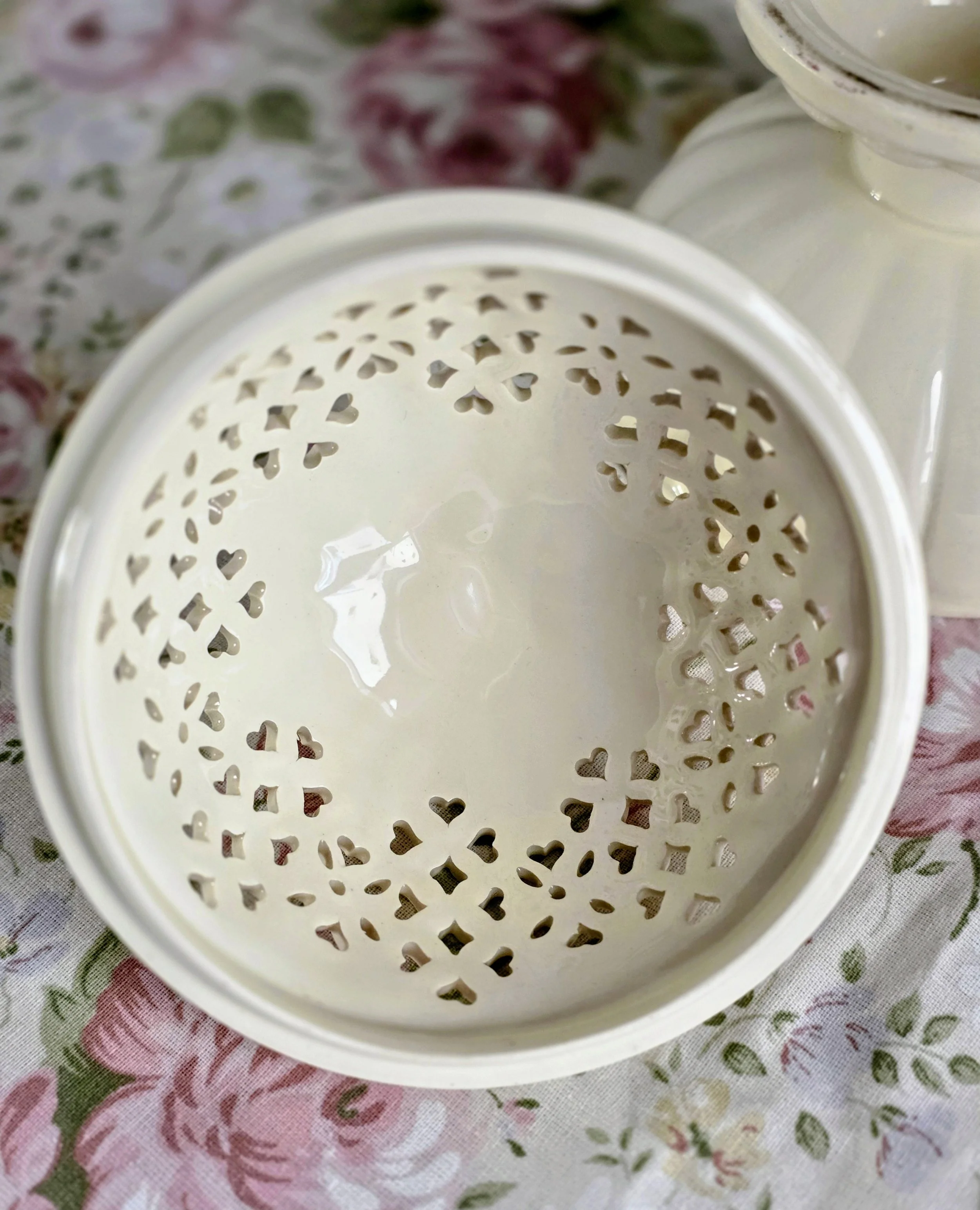 royal creamware (3).jpg