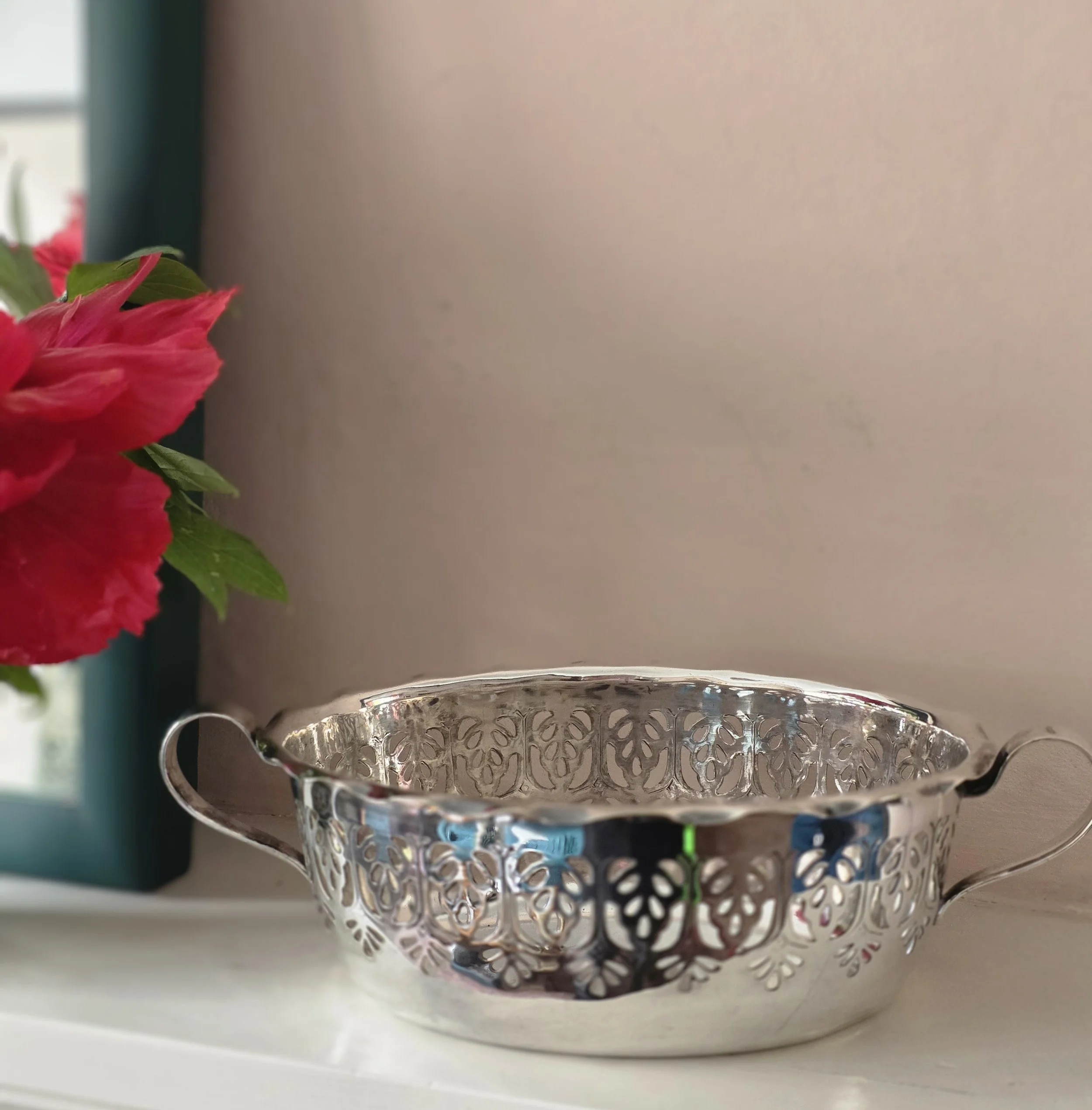 silver plated bon bon dish (8).jpg