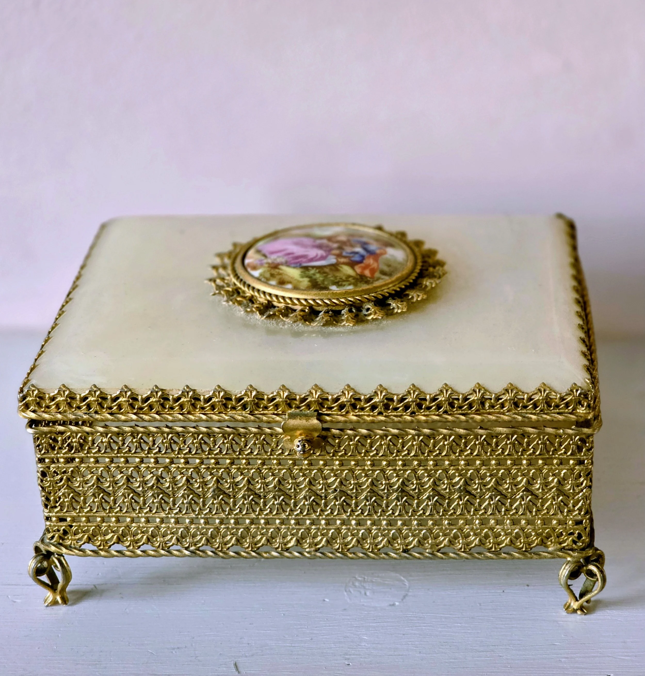 gilded trinket box (4).jpg