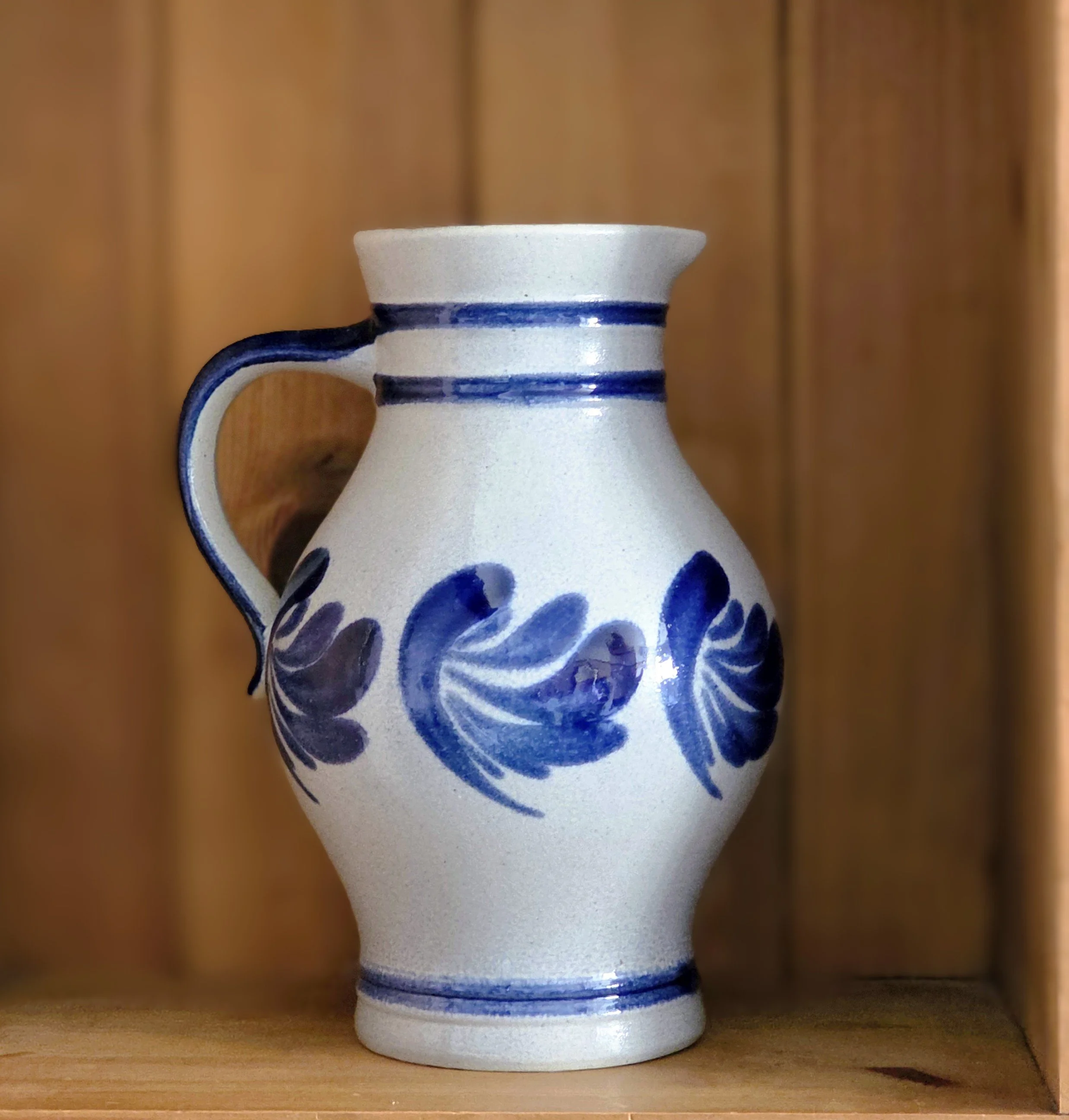 Handerbeit salt glazed jug (1).jpg