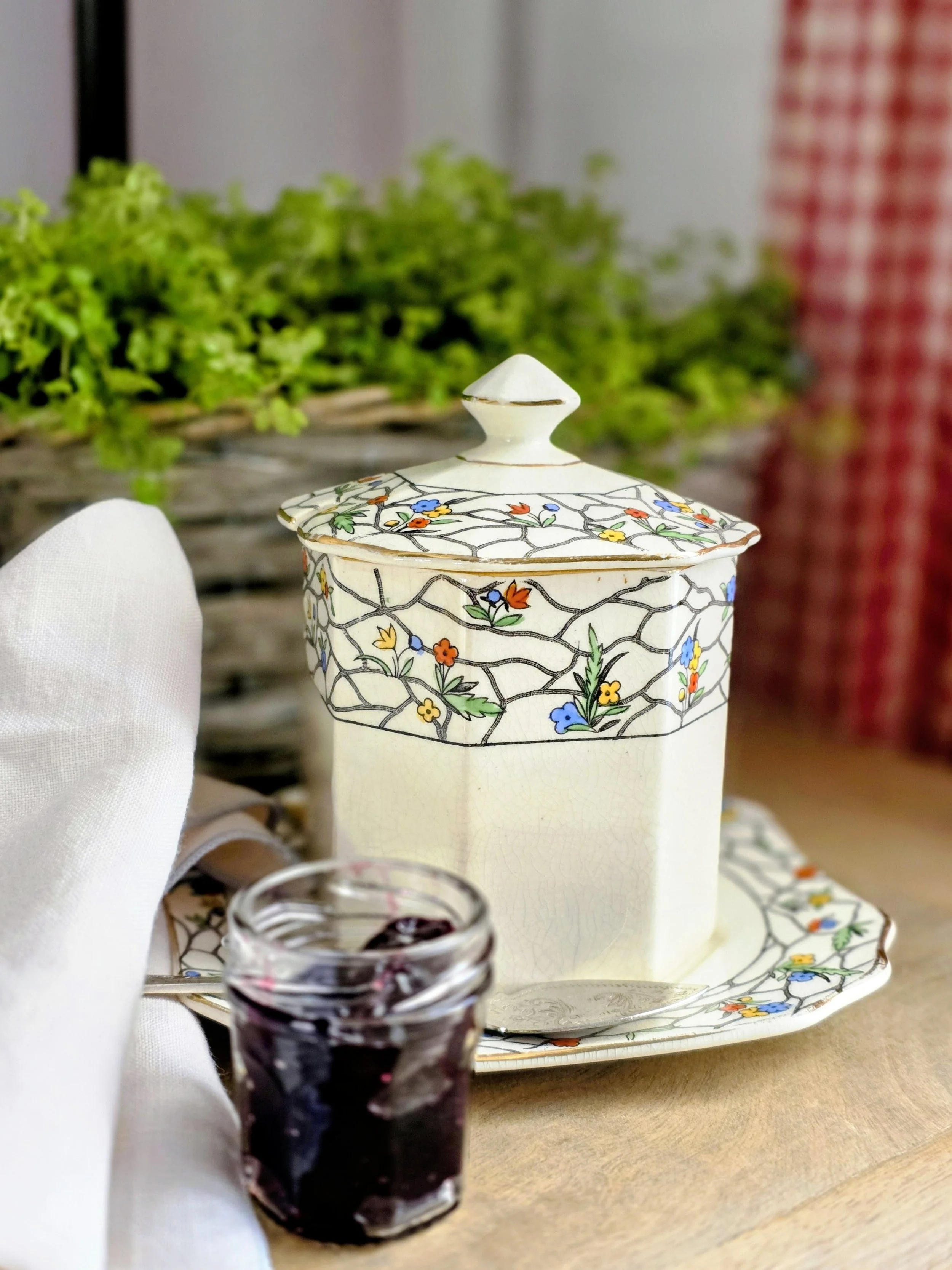 jam pot (8).jpg