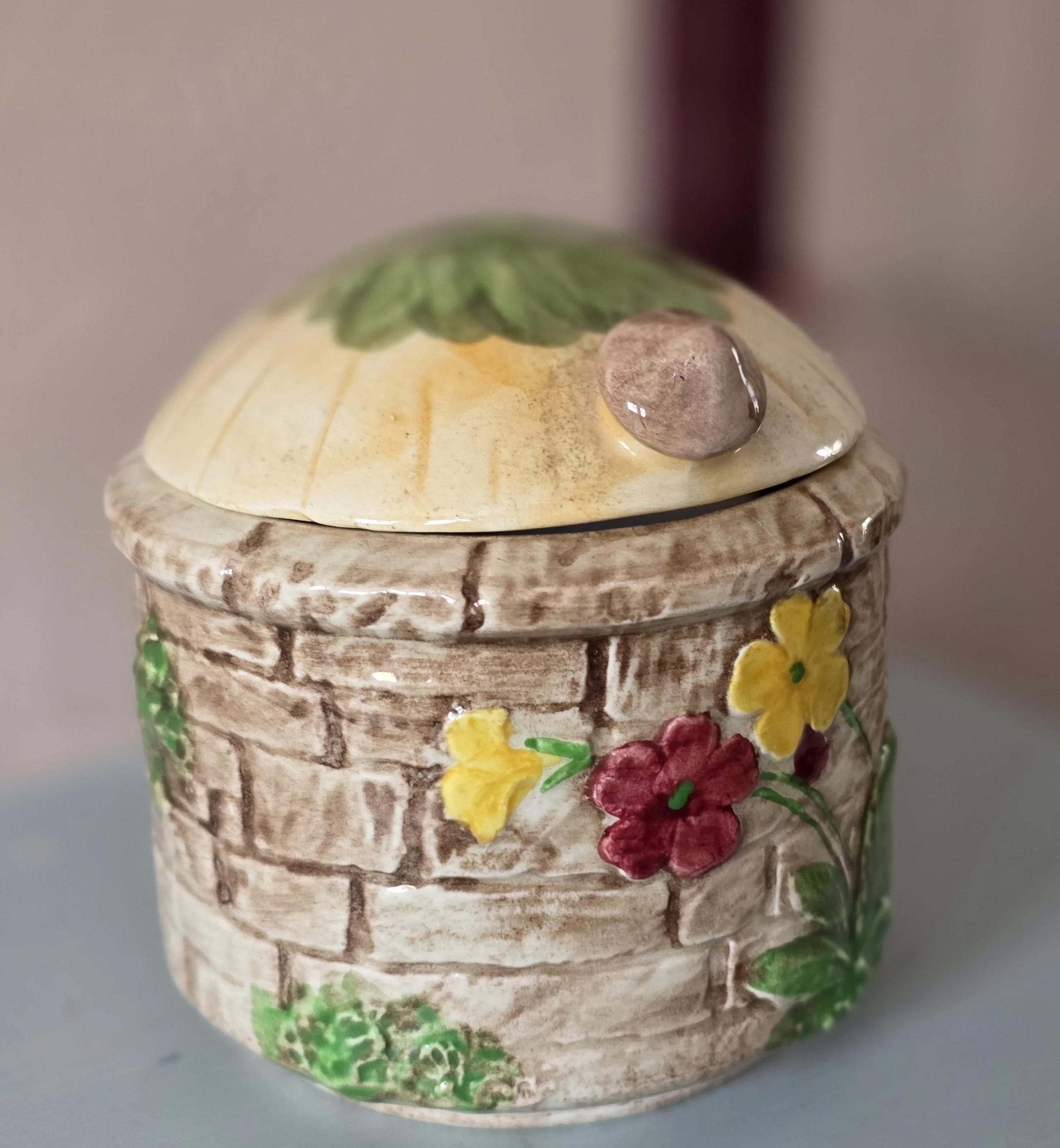 Wishing Well honey pot (7).jpg