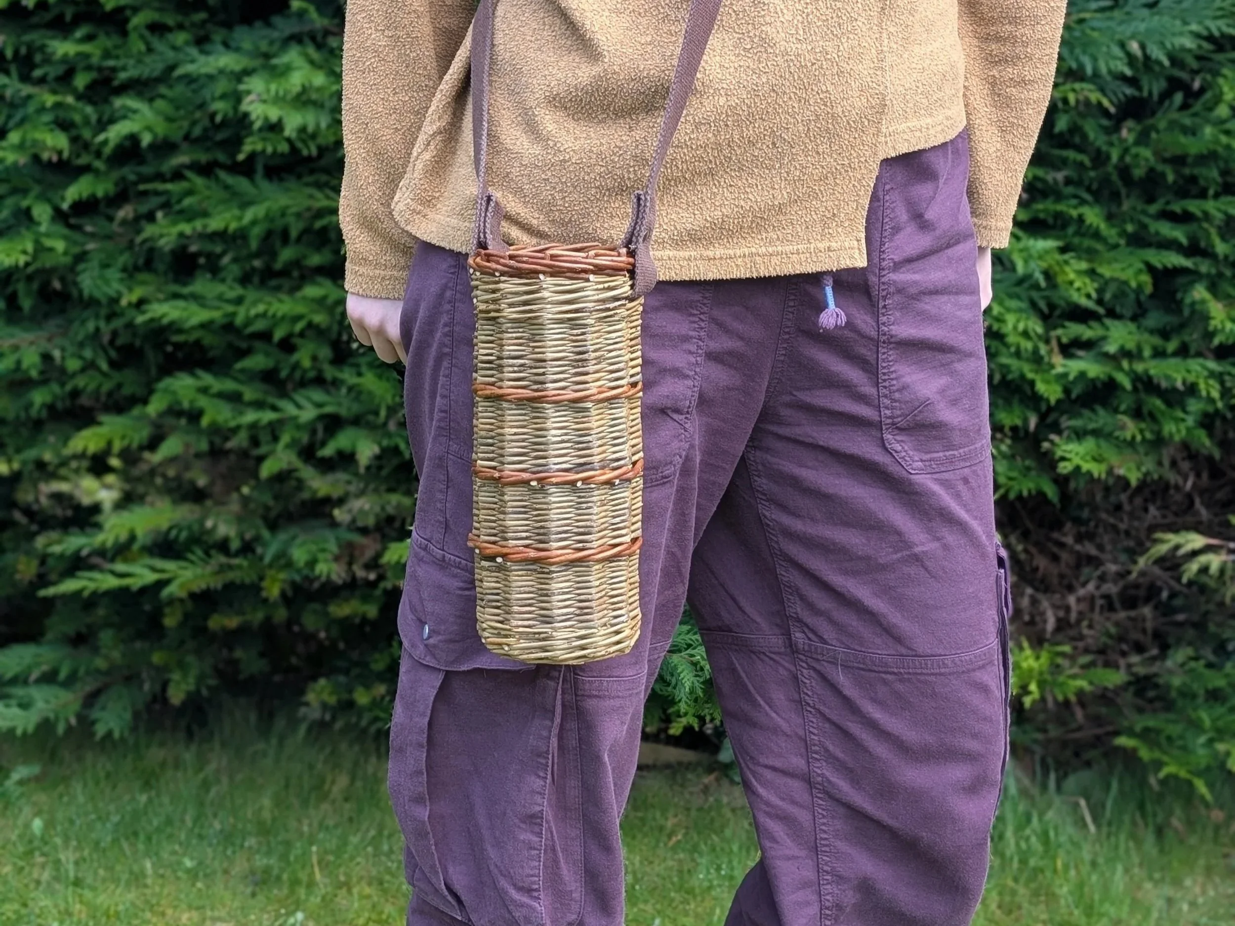 The Weaver’s Bottle Carrier with Katy 