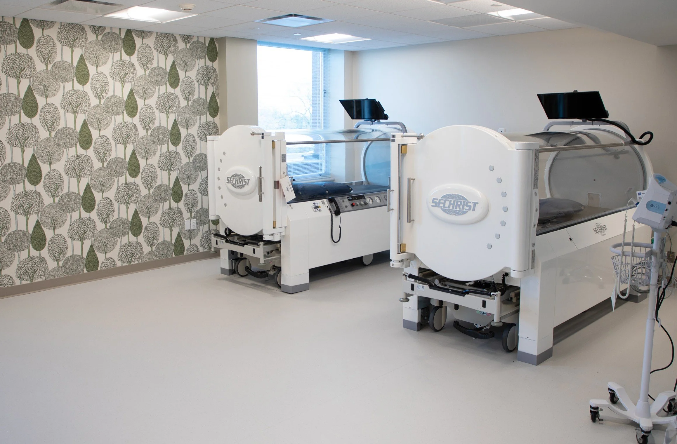 Hospital expands wound healing and hyperbaric medicine services