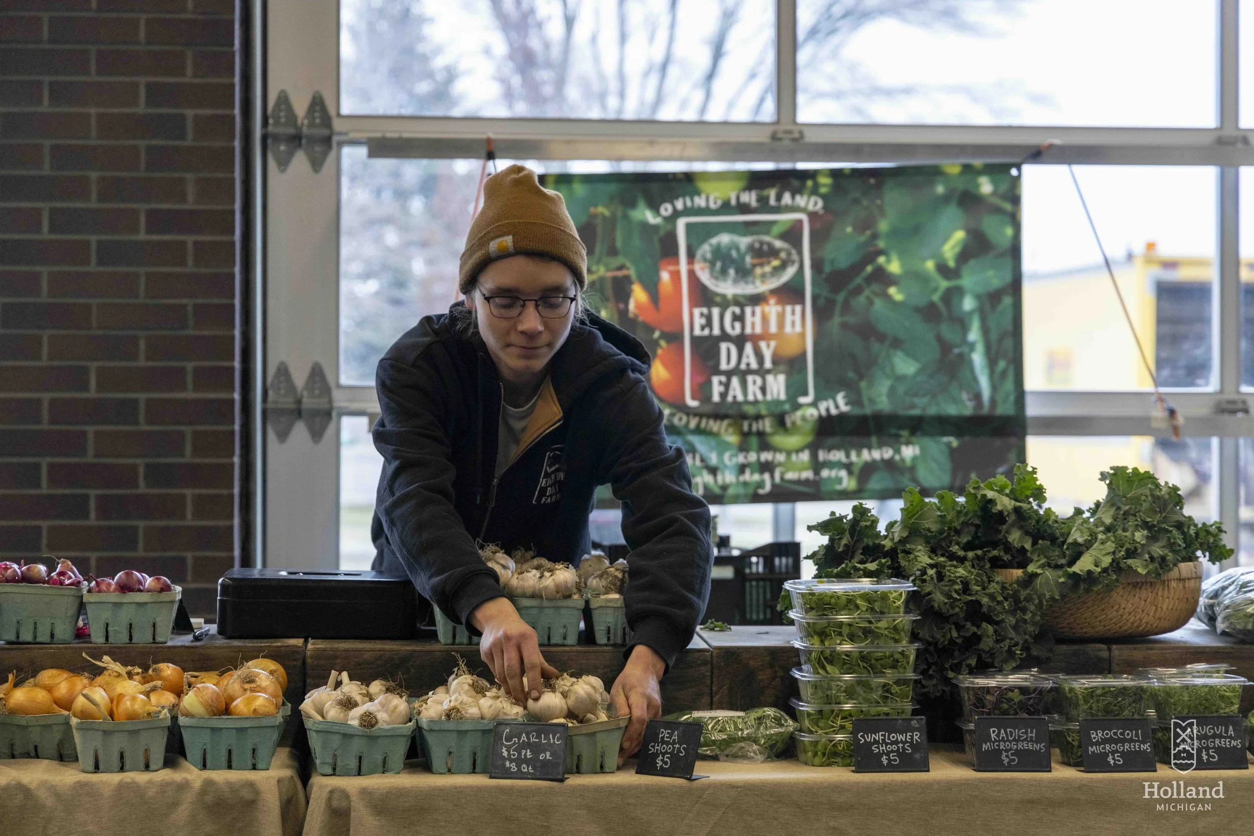 Indoor farmers market expands hours &nbsp;