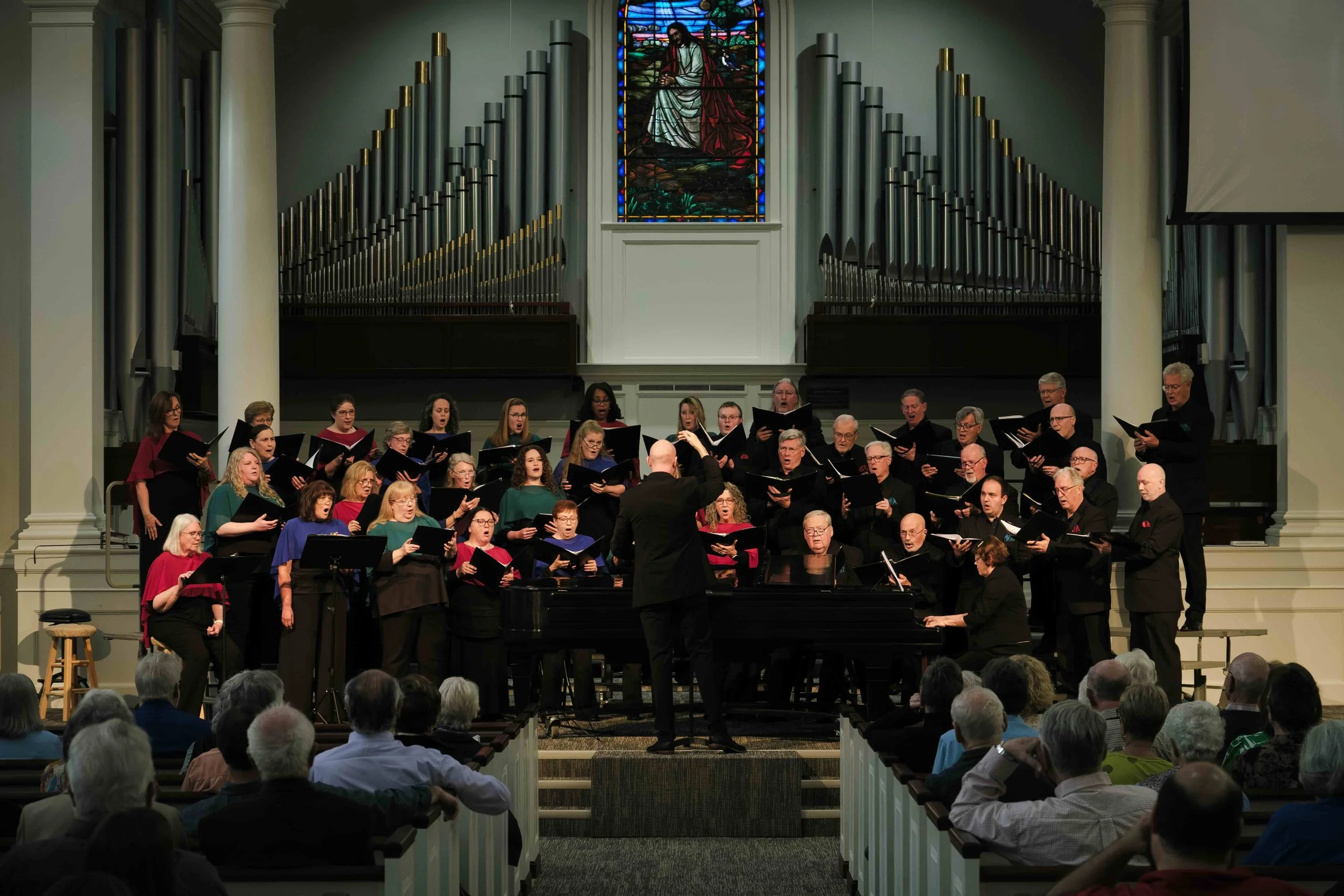 Lakeshore chorale announces 67th season, to hold auditions
