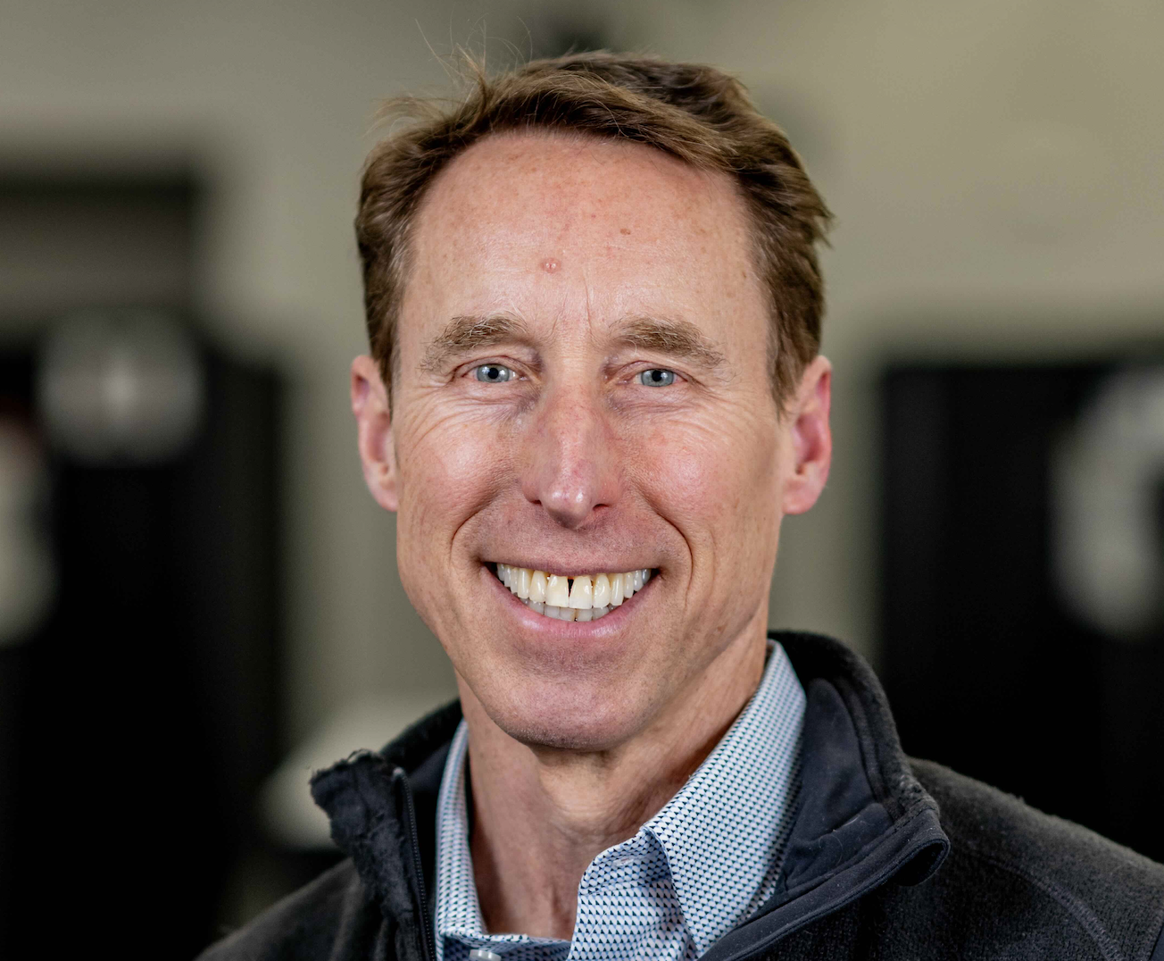 Manufacturing leader recognized with Lifetime of Service Award