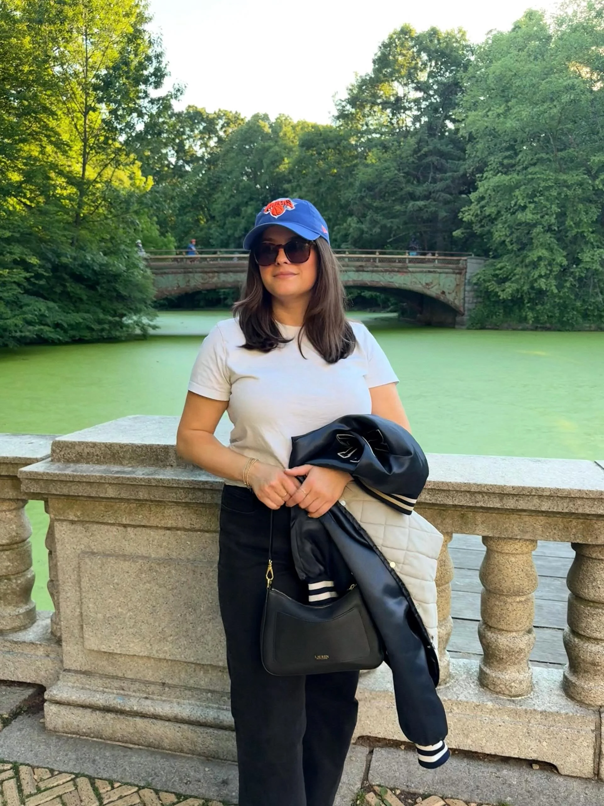 gotta love a @nyliberty colored pond, BK ☀️, @nyknicks finals run and @bigellieliberty ✨🗽🏀💙