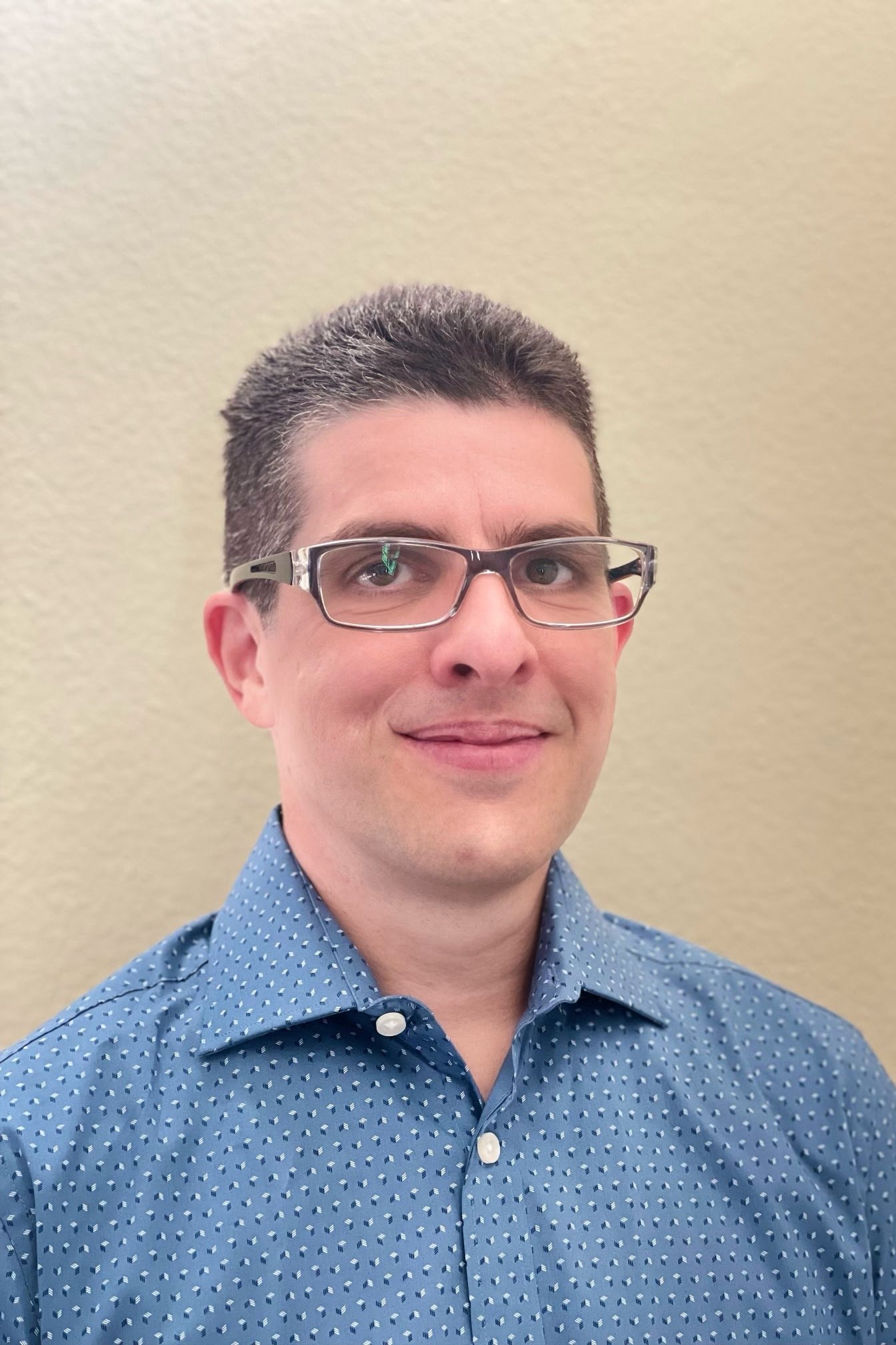 Mario Talavera Headshot