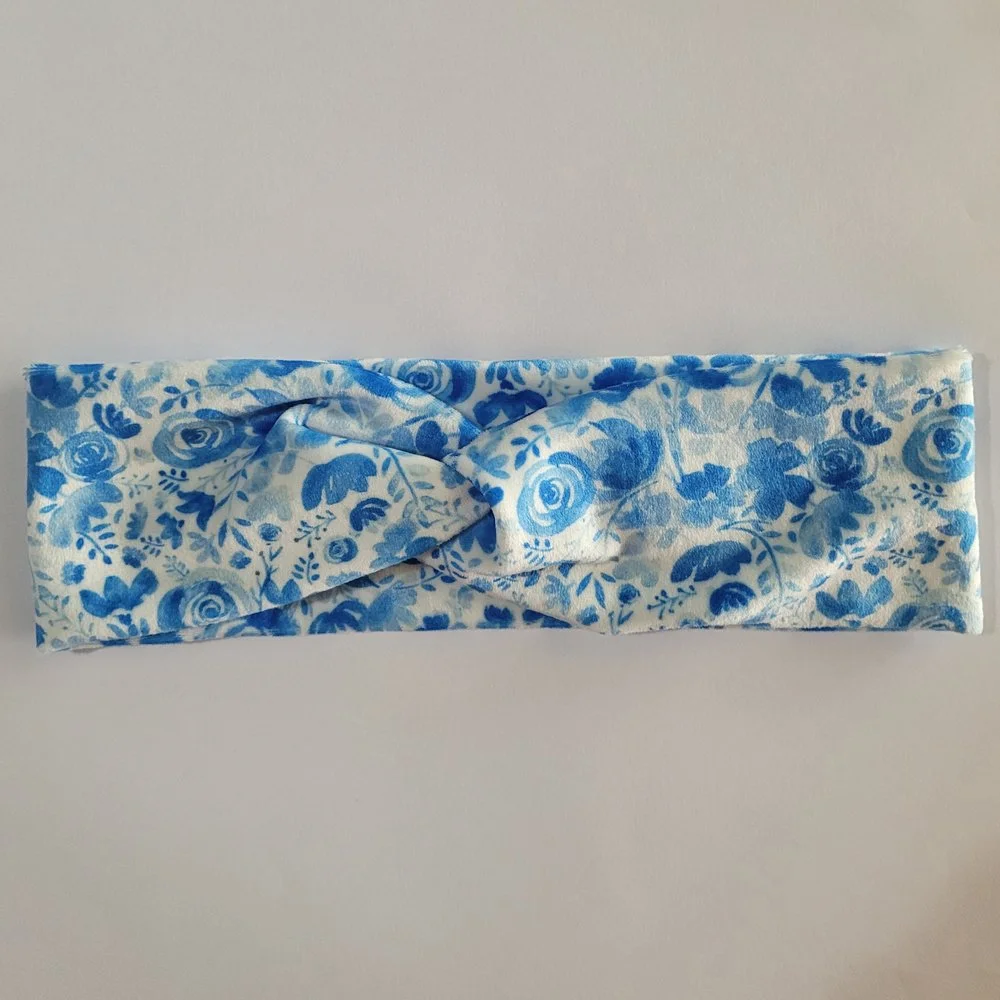 Blue-&-White-Posey-2.jpg