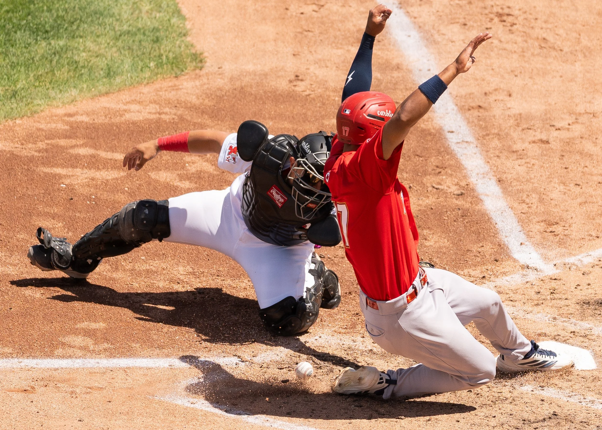 260614_FMRedHawks_vs_WPGGoldeyes_G3_DylanE_6.jpg