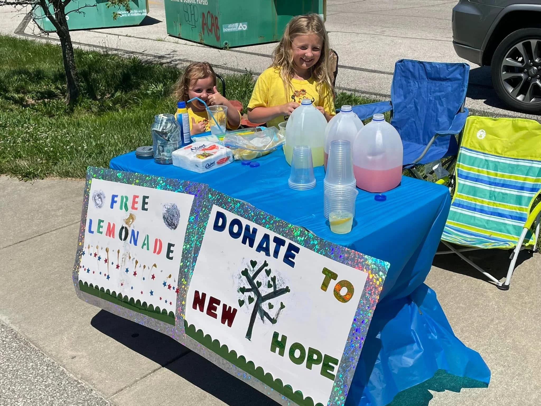 Emerson and Lucy showed up to help New Hope for Families on Lemonade Day 2022