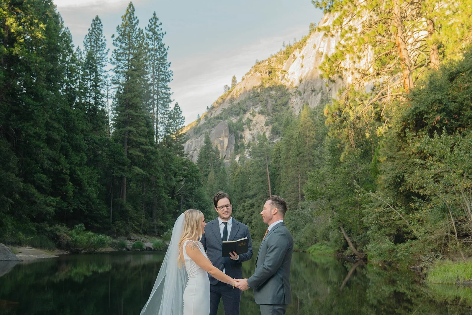 Couple says vows during sunrise elopement in Yosemite