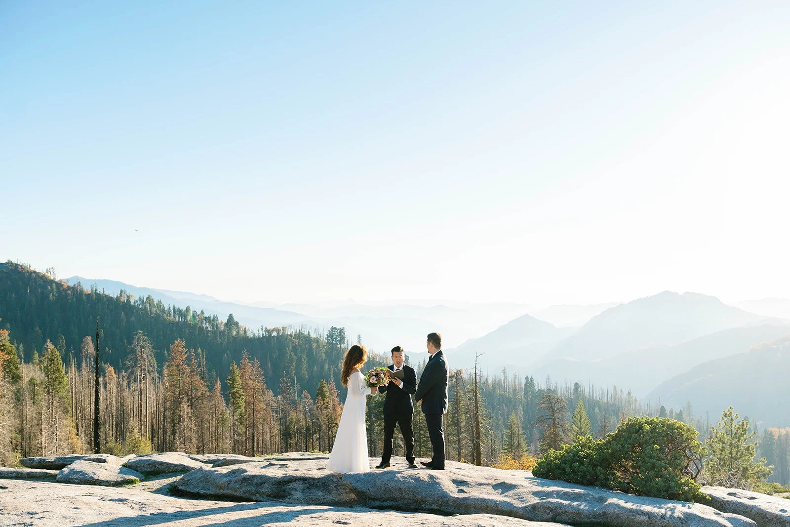 sequoia-elopement-hike-6.jpg