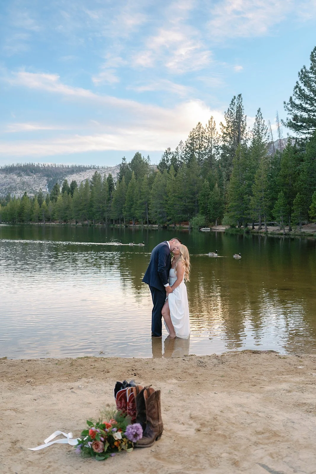 tahoe-paradise-park-elopement-48.jpg