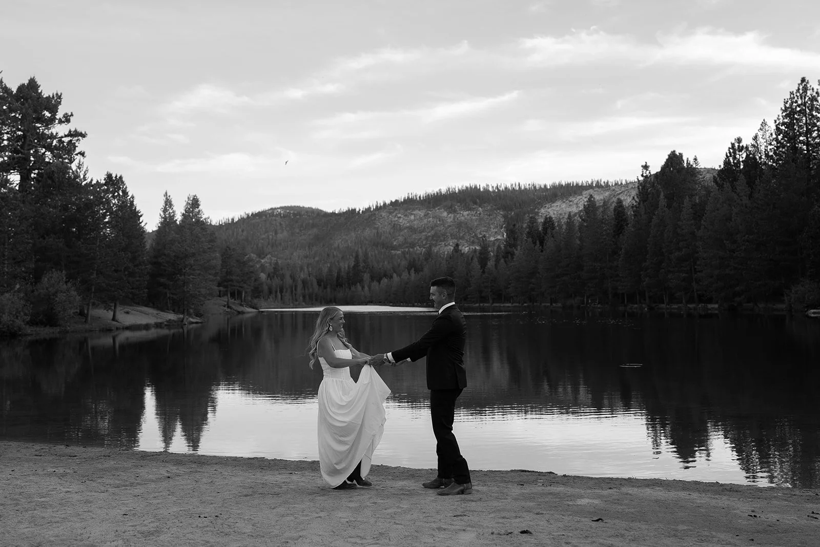 tahoe-paradise-park-elopement-46.jpg