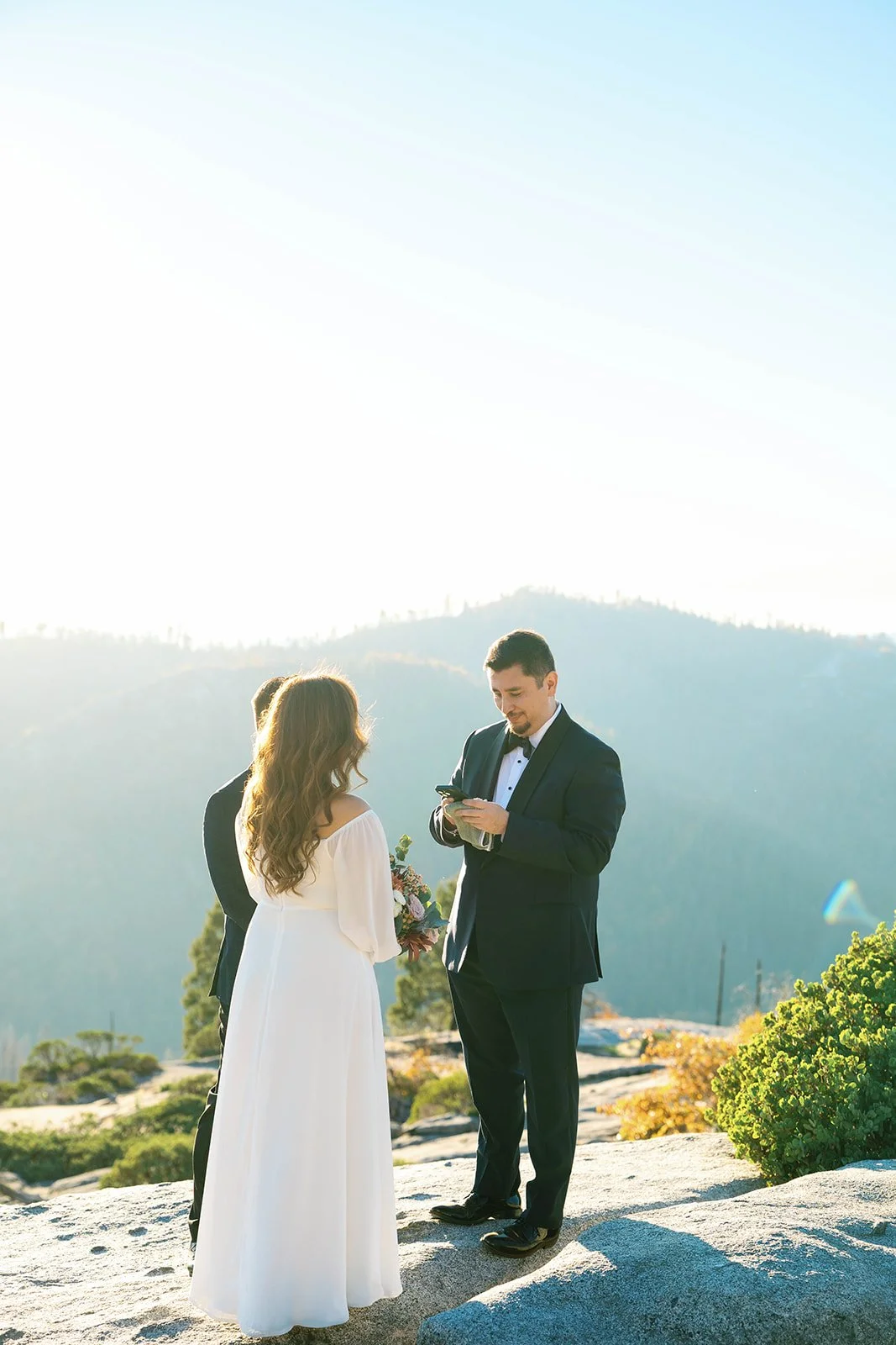 fall-sequoia-elopement-6.jpg