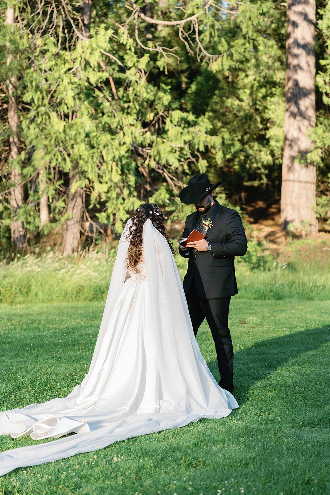 adventure-elopement-ideas-35.jpg