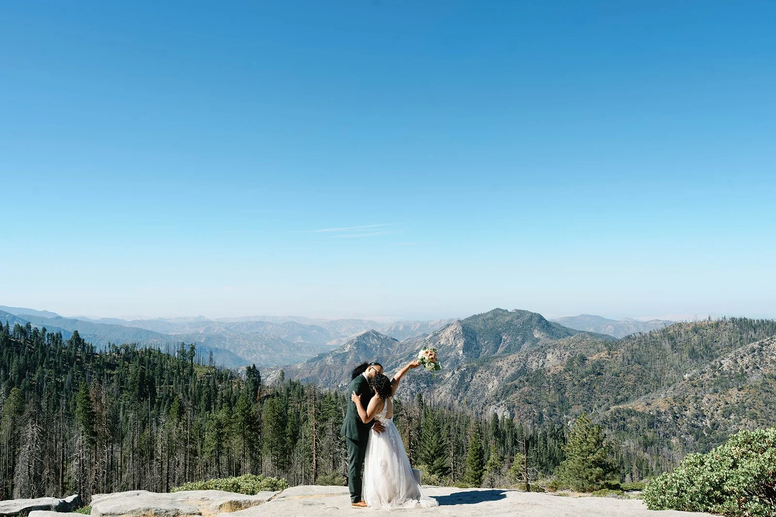 intimate-sequoia-elopement-5.jpg