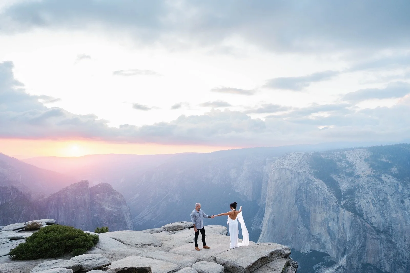 Taft-point-sunset-wedding-photos-21.jpg