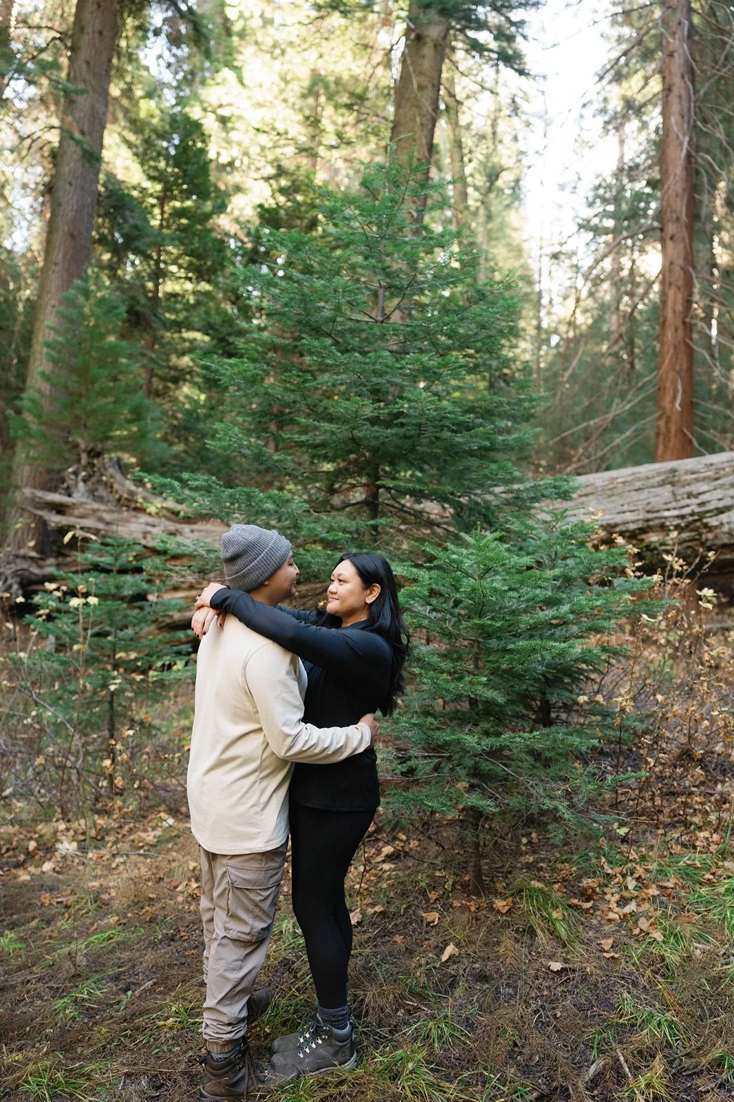 sequoia-national-park-engagement-photographer-101.jpg
