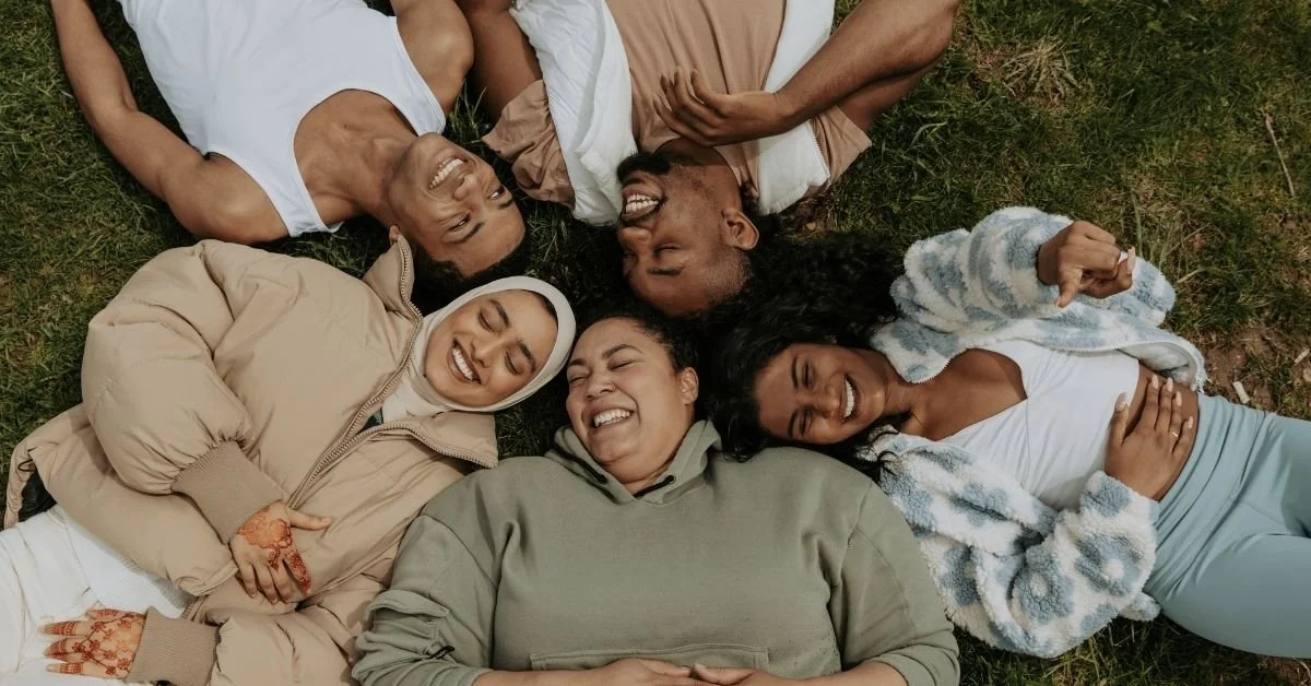 Capsule Wardrobe, But Make It Green: Minimalist, Ethical Fashion That Makes a Difference
