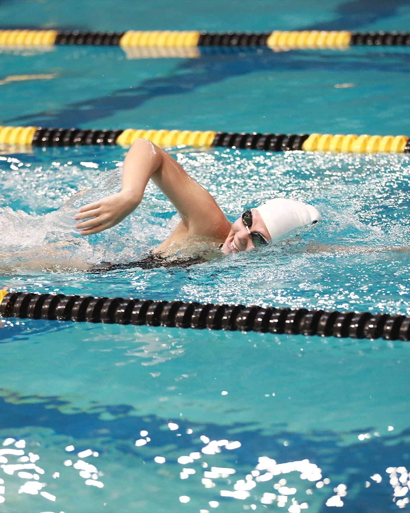 All smiles at the alumni meet! 😄