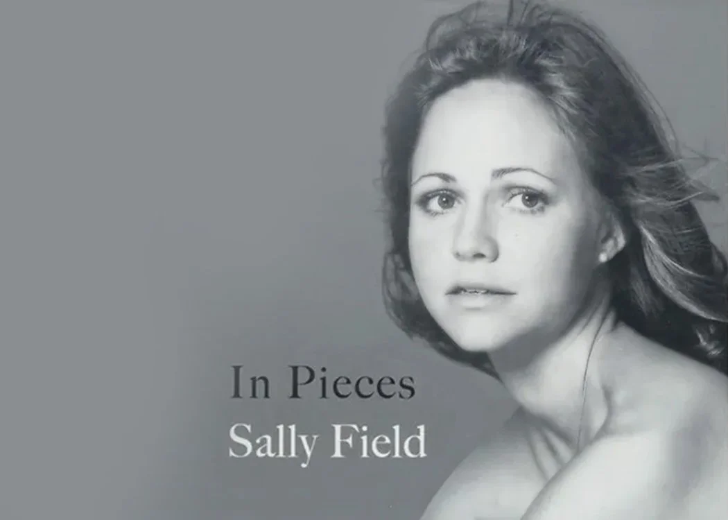 Sally Fields - In Pieces