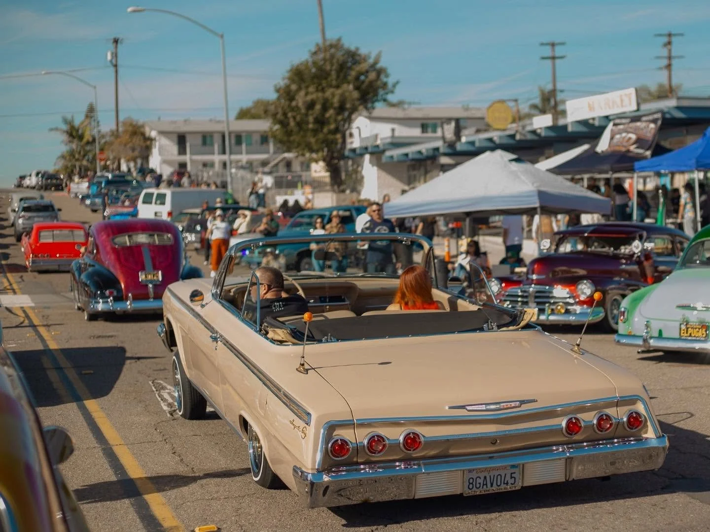From @cruisingreo #lowriders #sandiego