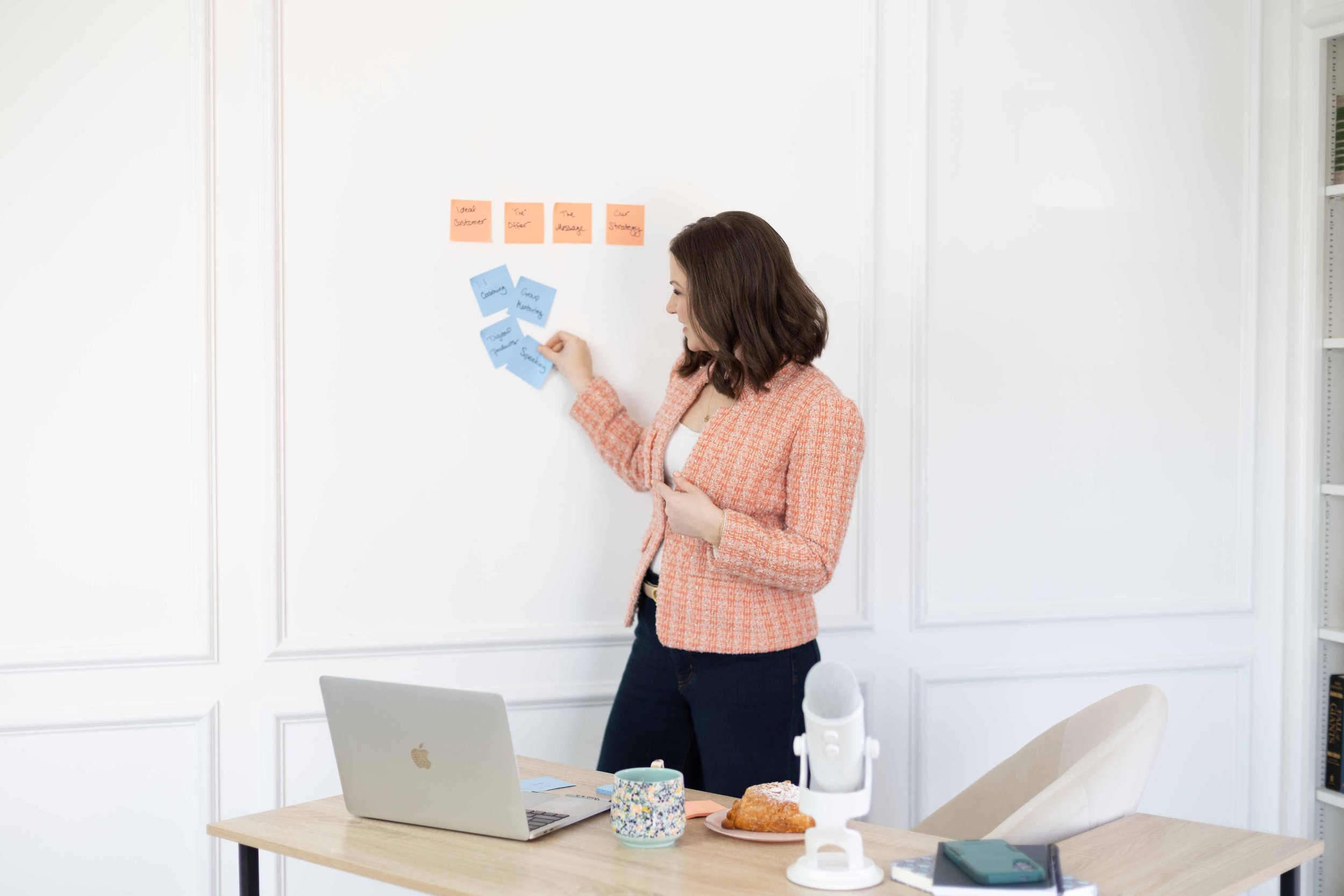 positioning expert workshop with sticky notes