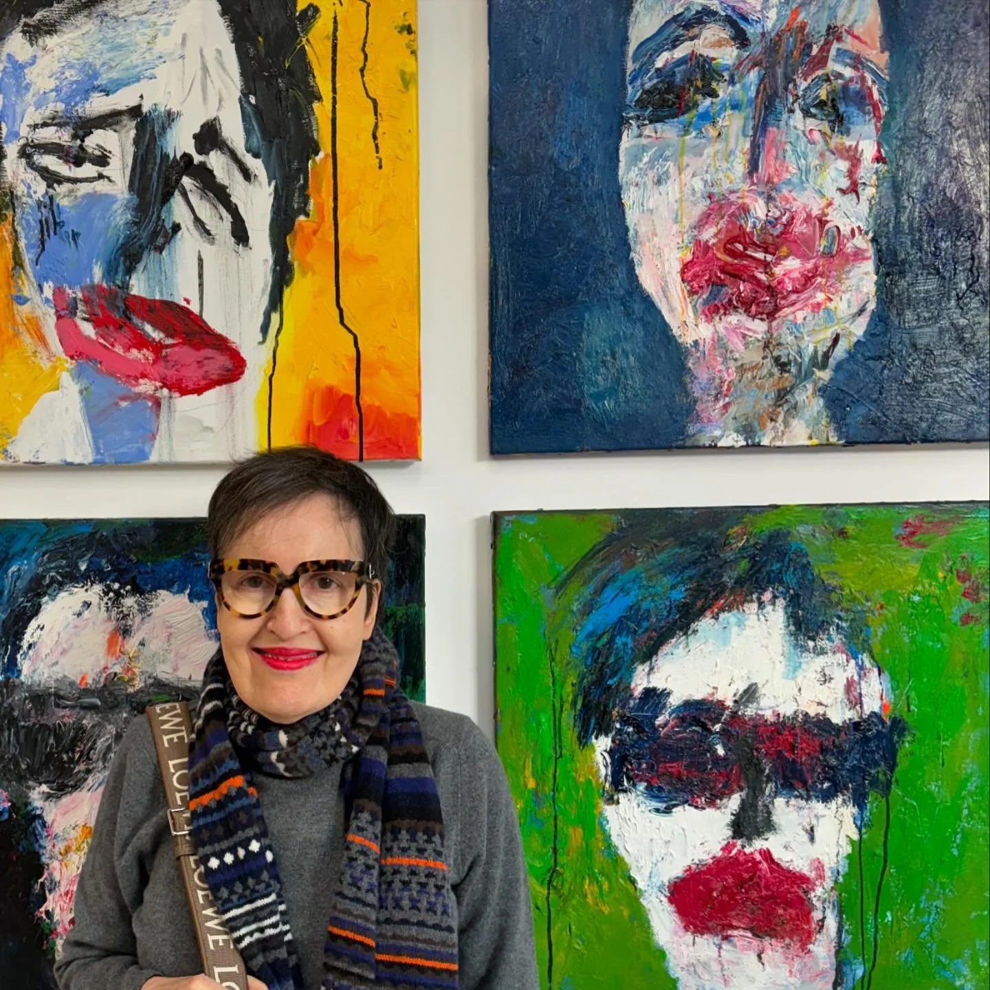 Feeling very inspired by Frances Aviva Blane. Impasto oils, colour, red lippy and oversized sunnies&hellip;her self portraits are right up my art-street 💄🕶️💕

@blanefrances @zuleikagalleryuk