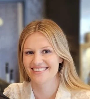 Lauren Northover, Senior Older Person&rsquo;s Physiotherapist specialising in neurological and vestibular rehabilitation at Salveo Forma