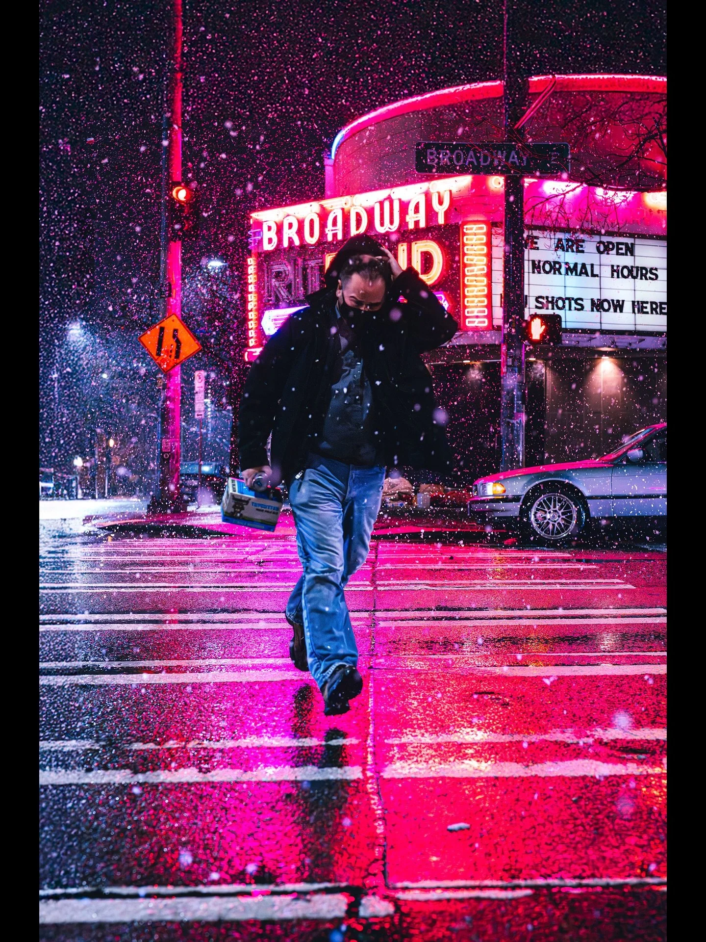 In light of all the snow fun around the Triangle in NC, enjoy some winter cyber photography from colder times. Street photography is the best. Shot on the Sony A7RIV 50mm and 70-180mm. 

#streetphotography #northcarolinaphotographer #cyberpunk #piedm