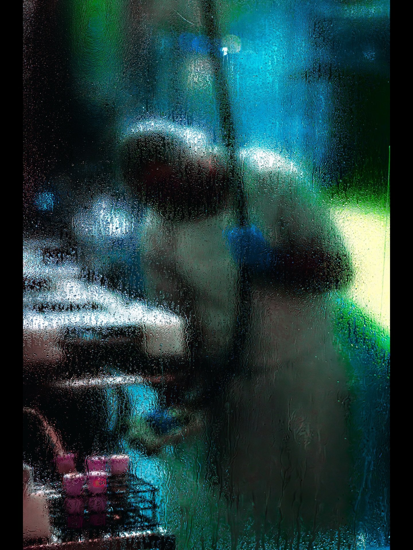 Texture, magic, fall and color. Some street photography from the east to west coast. Not AI ;)

#photographer #agameoftones #streetphotography #lensculture