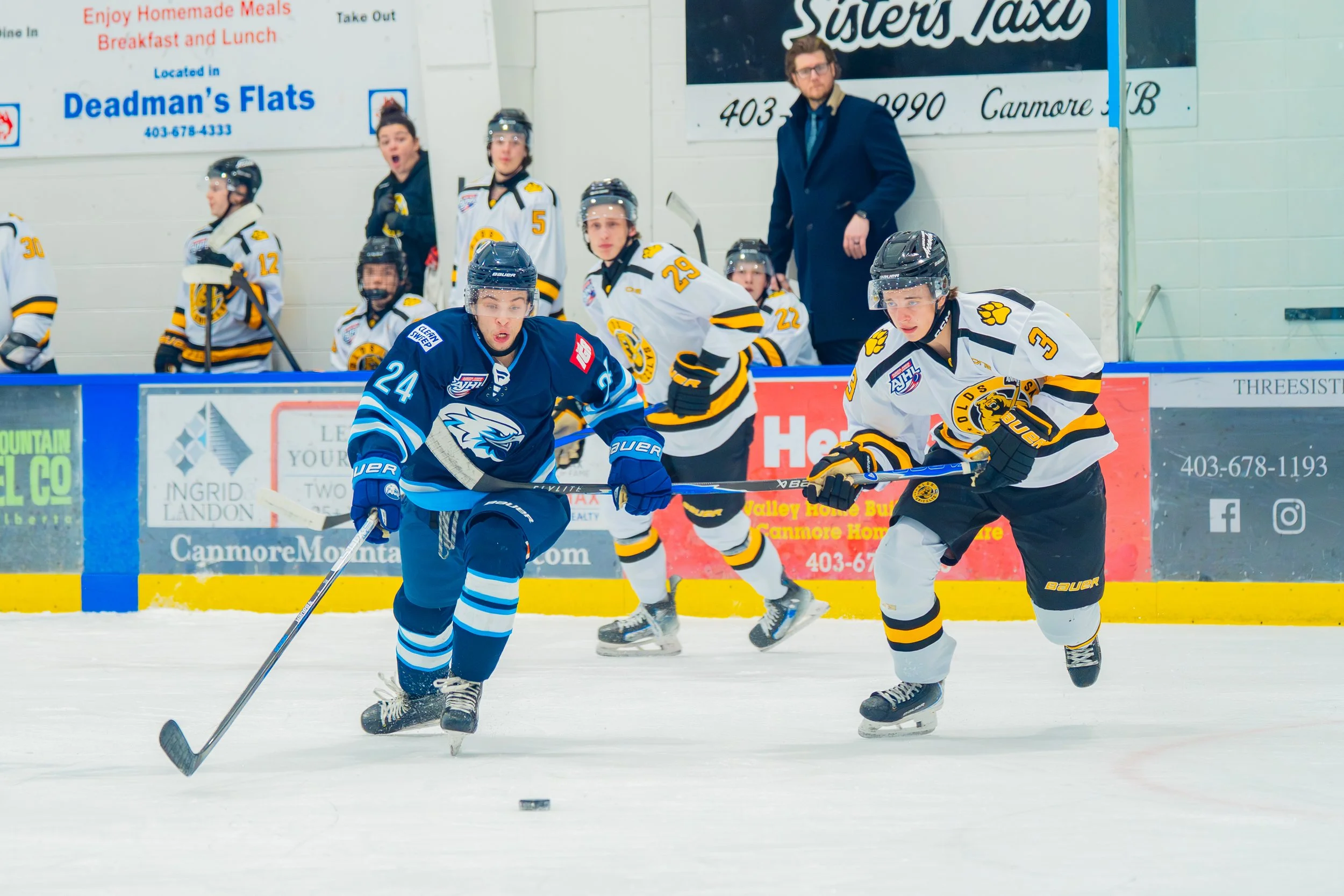 Hockey portfolio-08.jpg